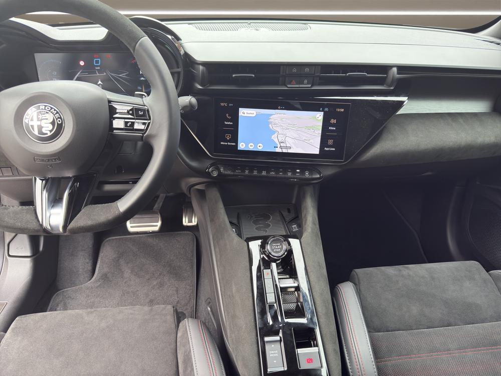 ALFA ROMEO Junior 1.2 Ibrida Q4-image-8