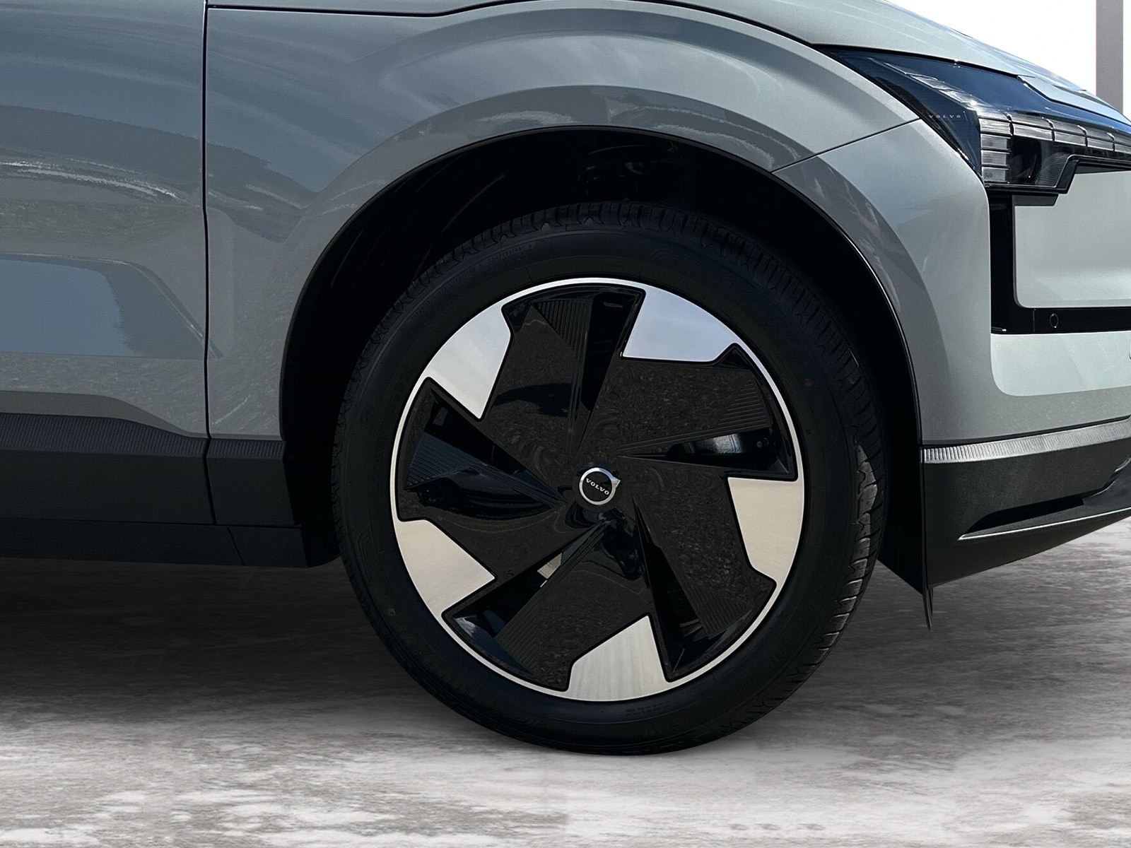VOLVO EX30 E60 Plus-image-6