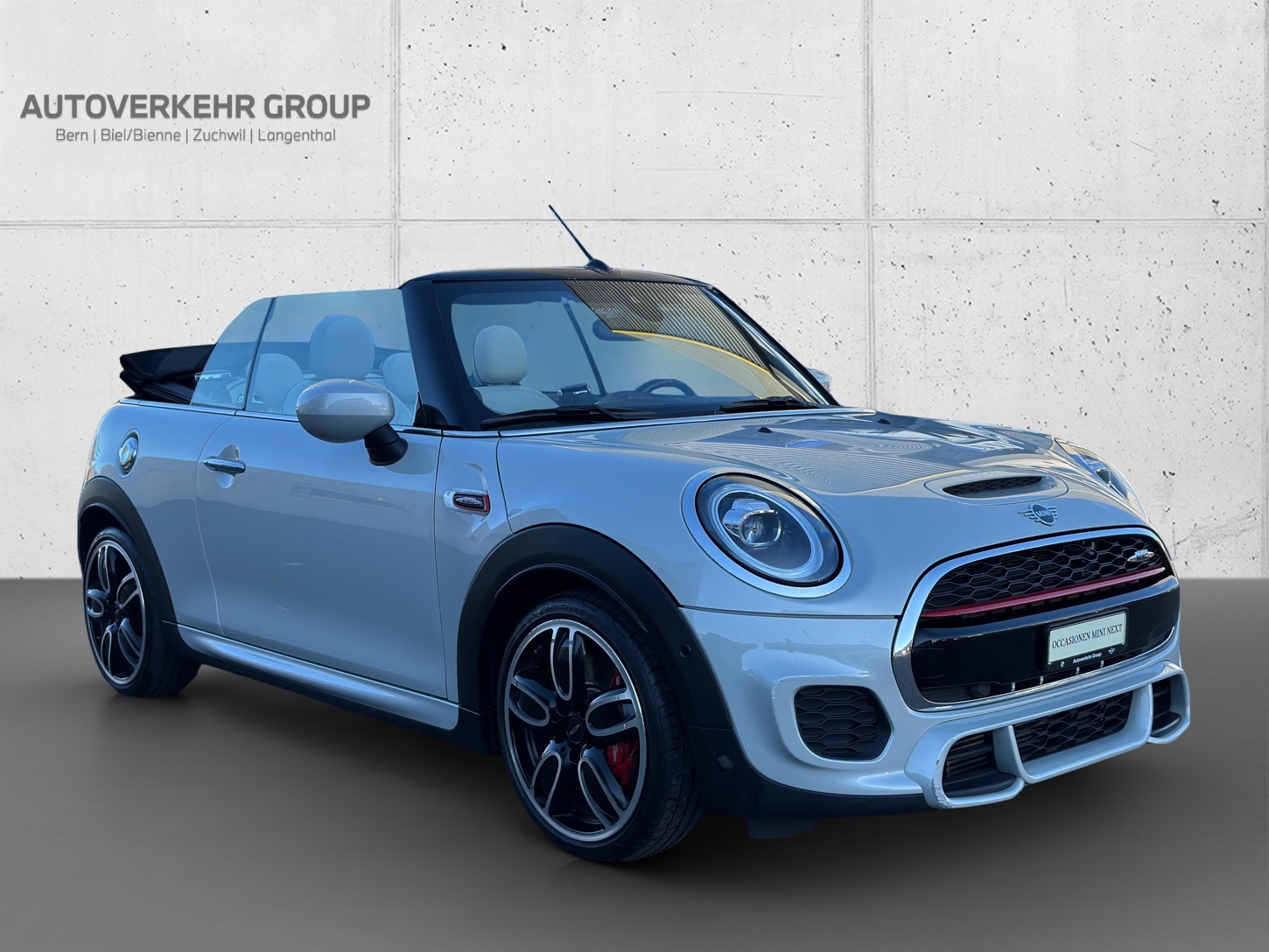 MINI Cooper JCW Cabriolet-image-6