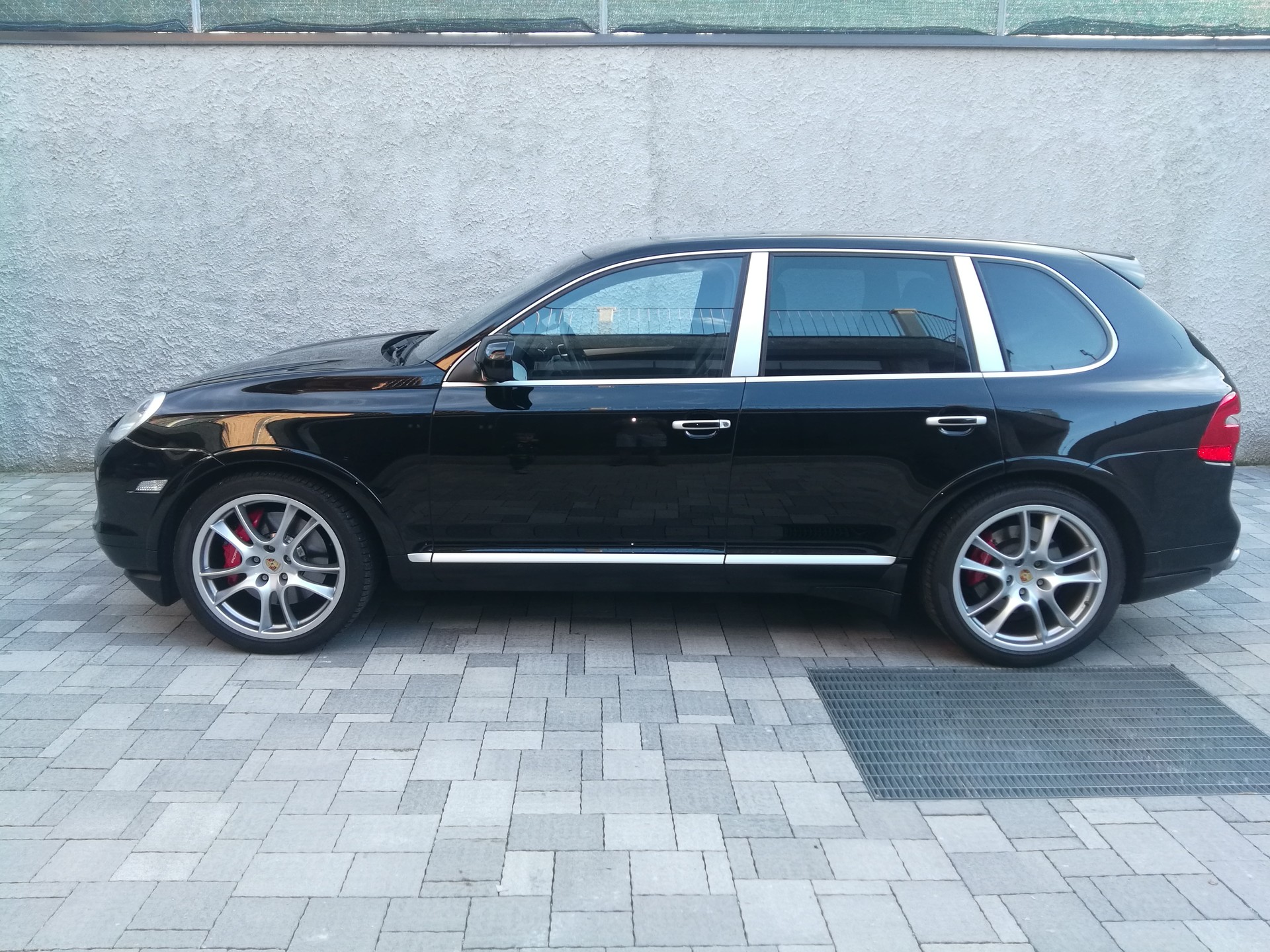 PORSCHE Cayenne 957 Turbo S-image-3