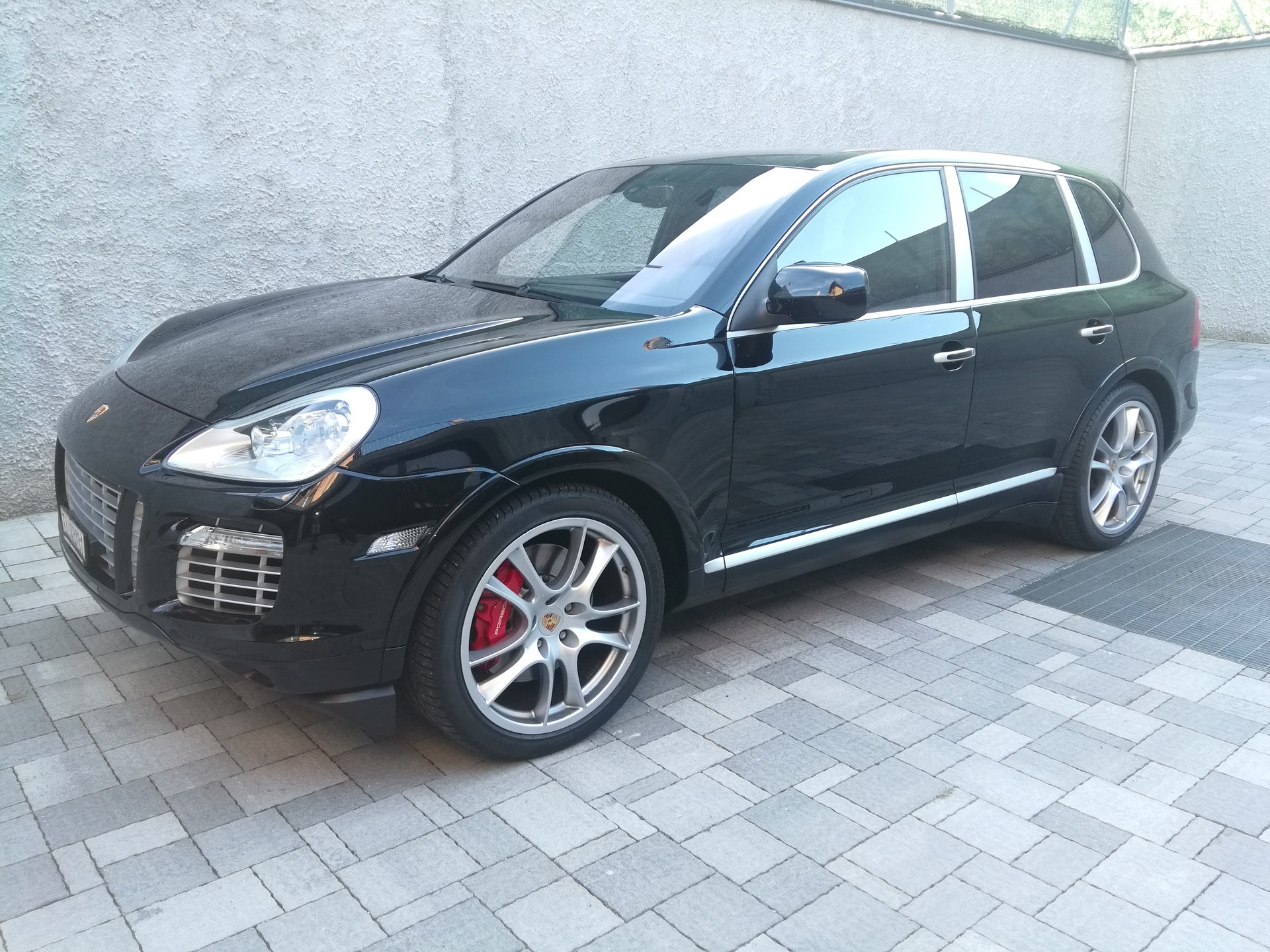 PORSCHE Cayenne 957 Turbo S-image-1