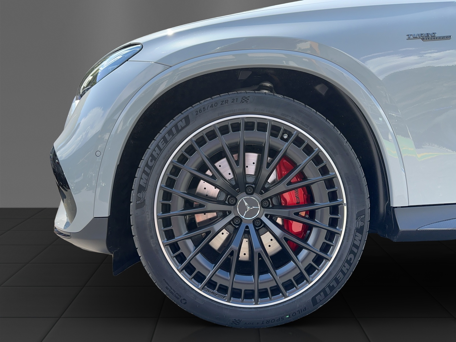 MERCEDES-BENZ GLC 43 AMG 4Matic 9G-Tronic-image-19