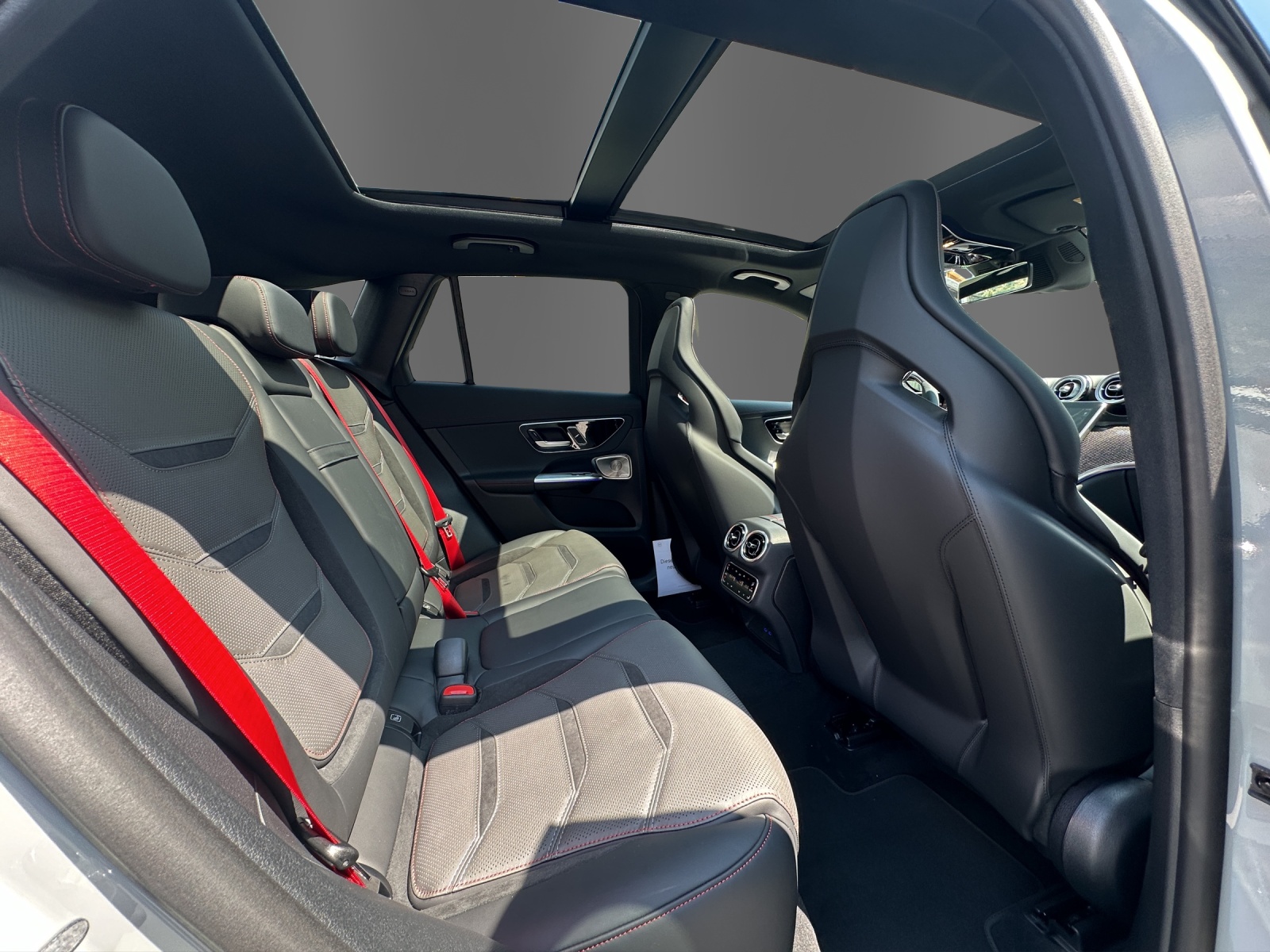 MERCEDES-BENZ GLC 43 AMG 4Matic 9G-Tronic-image-17