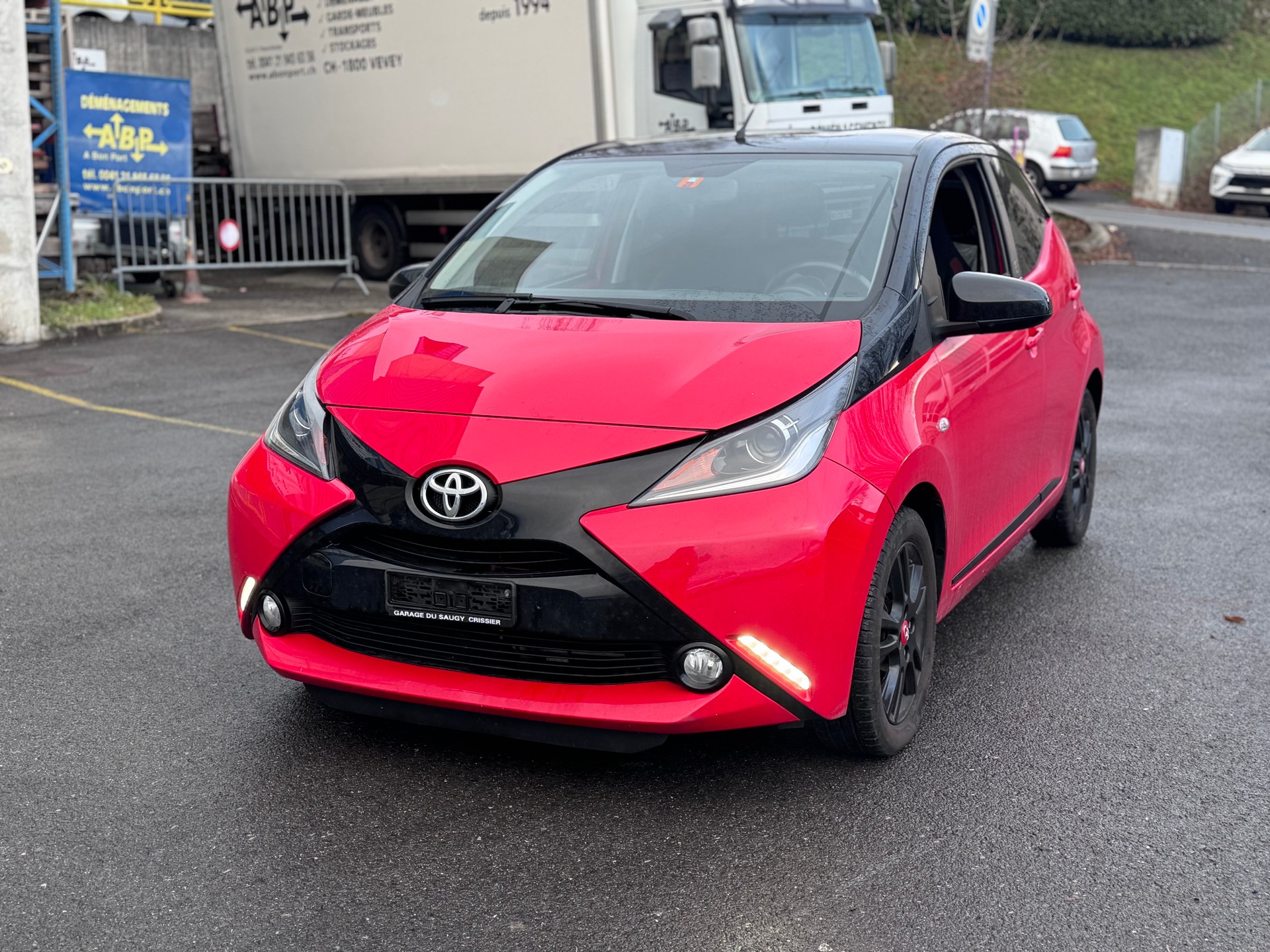 TOYOTA Aygo 1.2 VVT-i x-clusiv-image-4