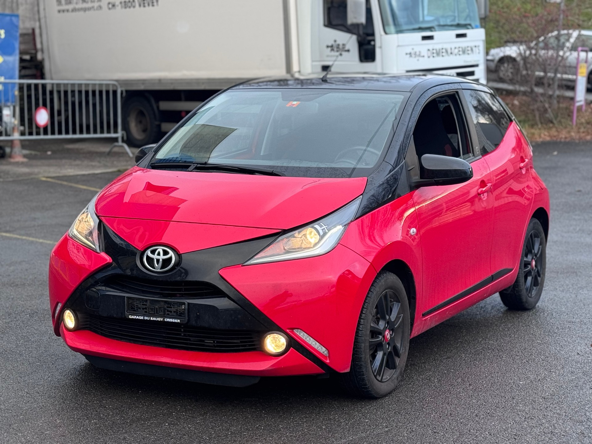 TOYOTA Aygo 1.2 VVT-i x-clusiv-image-0