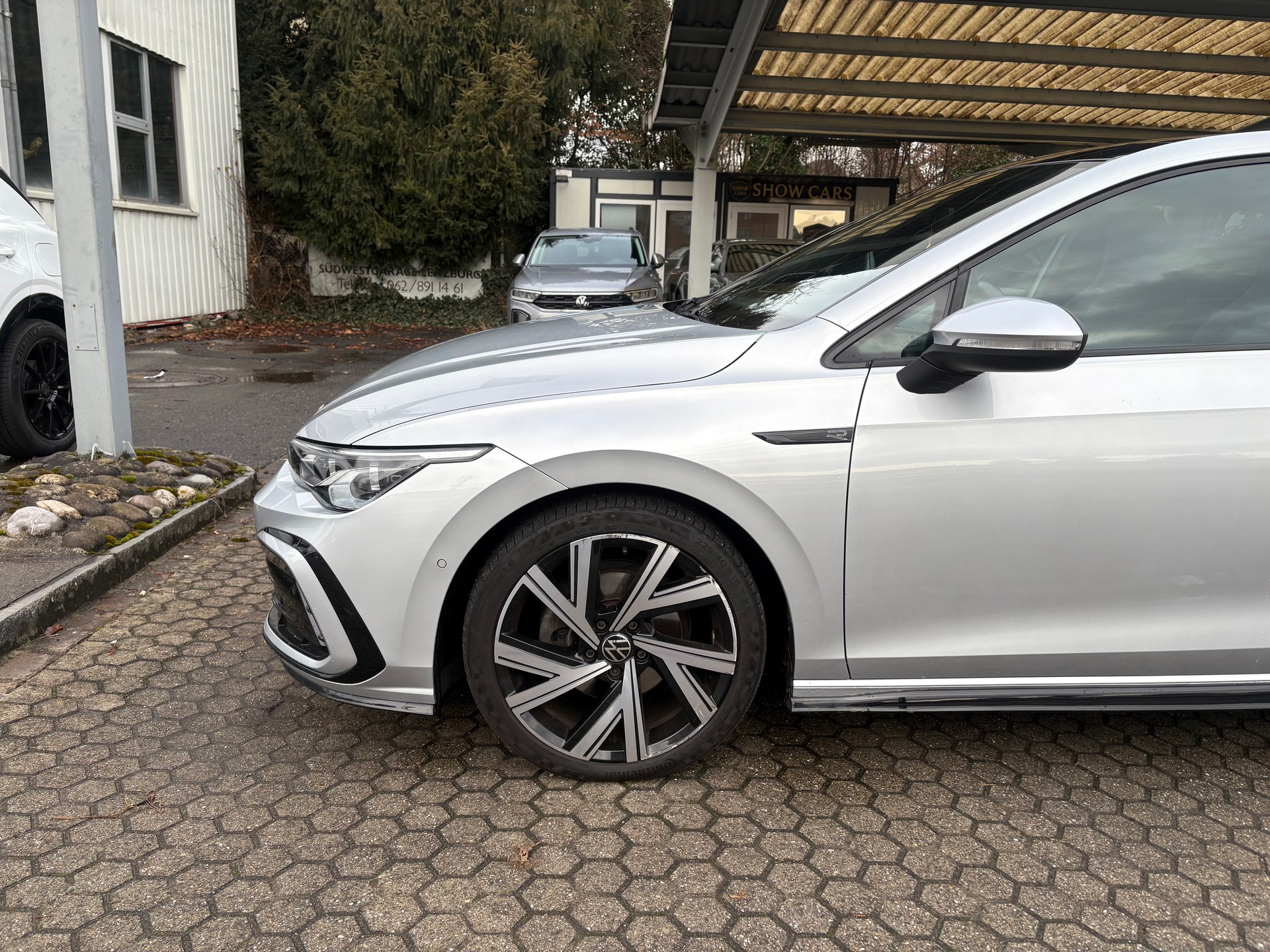 VW Golf 1.5 eTSI mHEV ACT R-Line DSG-image-1
