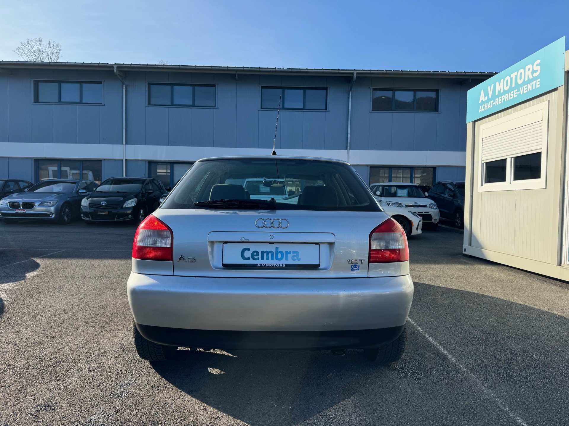 AUDI A3 1.8 T Ambition Automatique-image-5