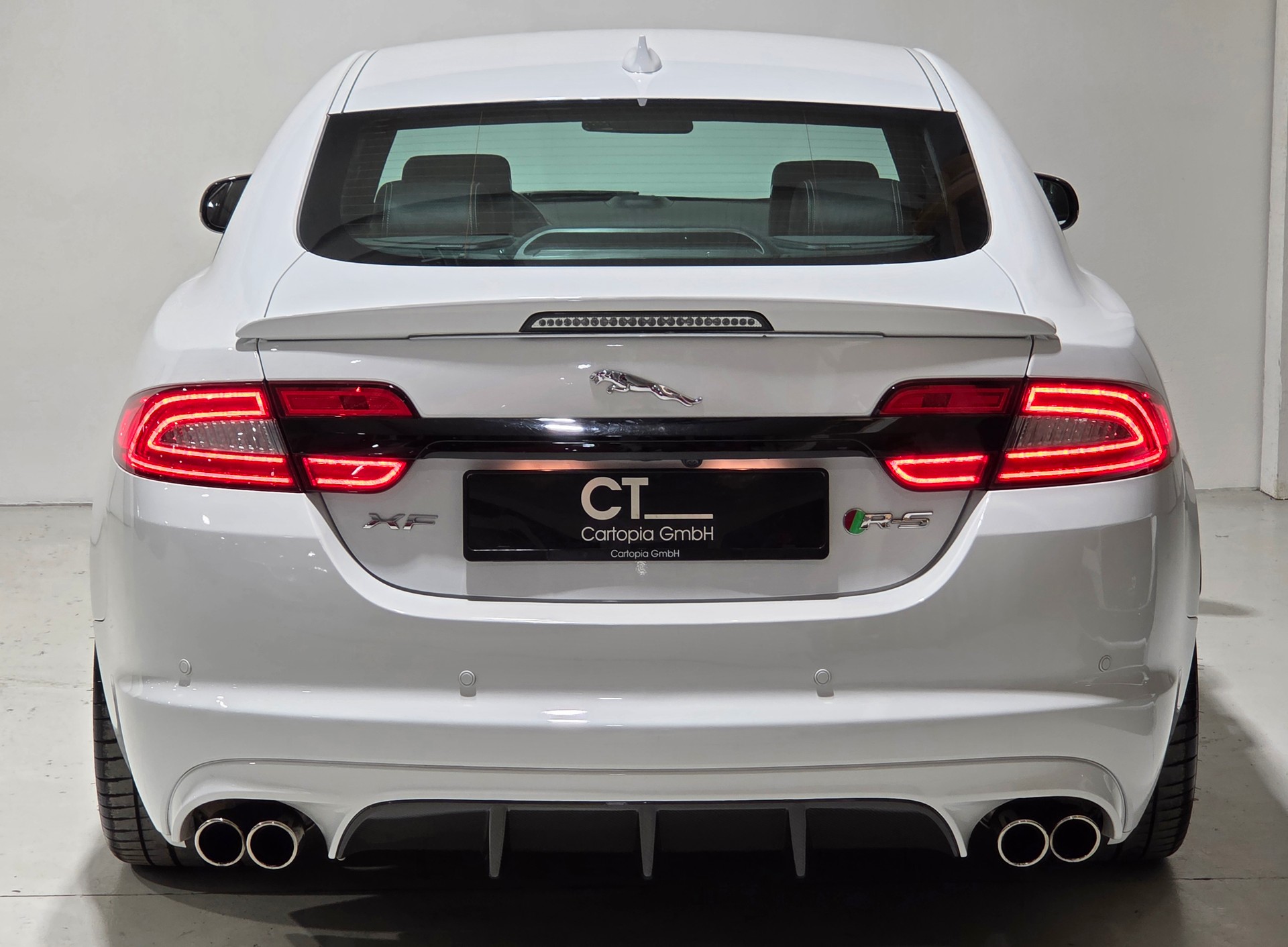 JAGUAR XF 5.0 V8 S/C XFR-S-image-4