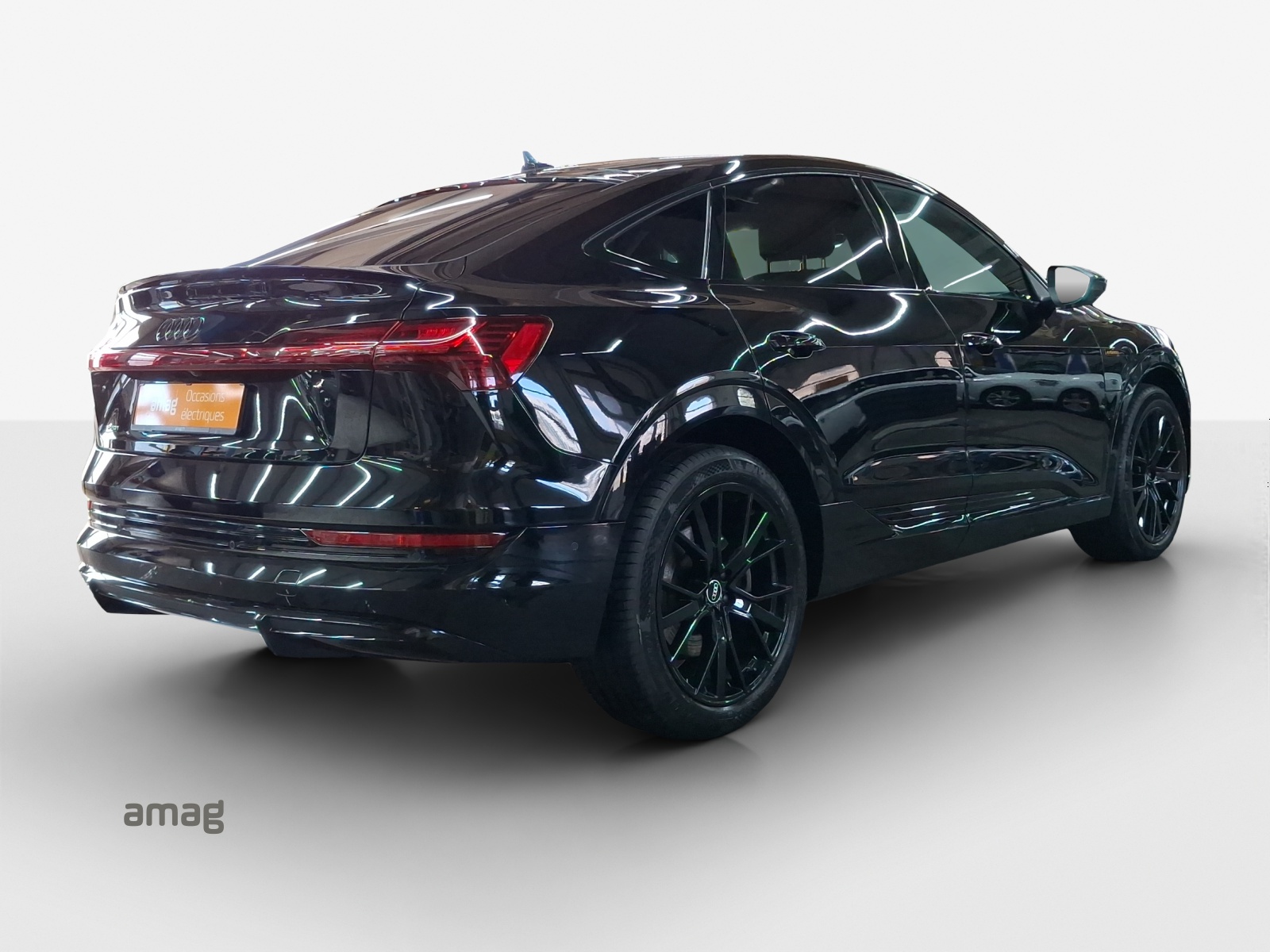 AUDI e-tron 55 Sportback S Line Black Edition quattro-image-5