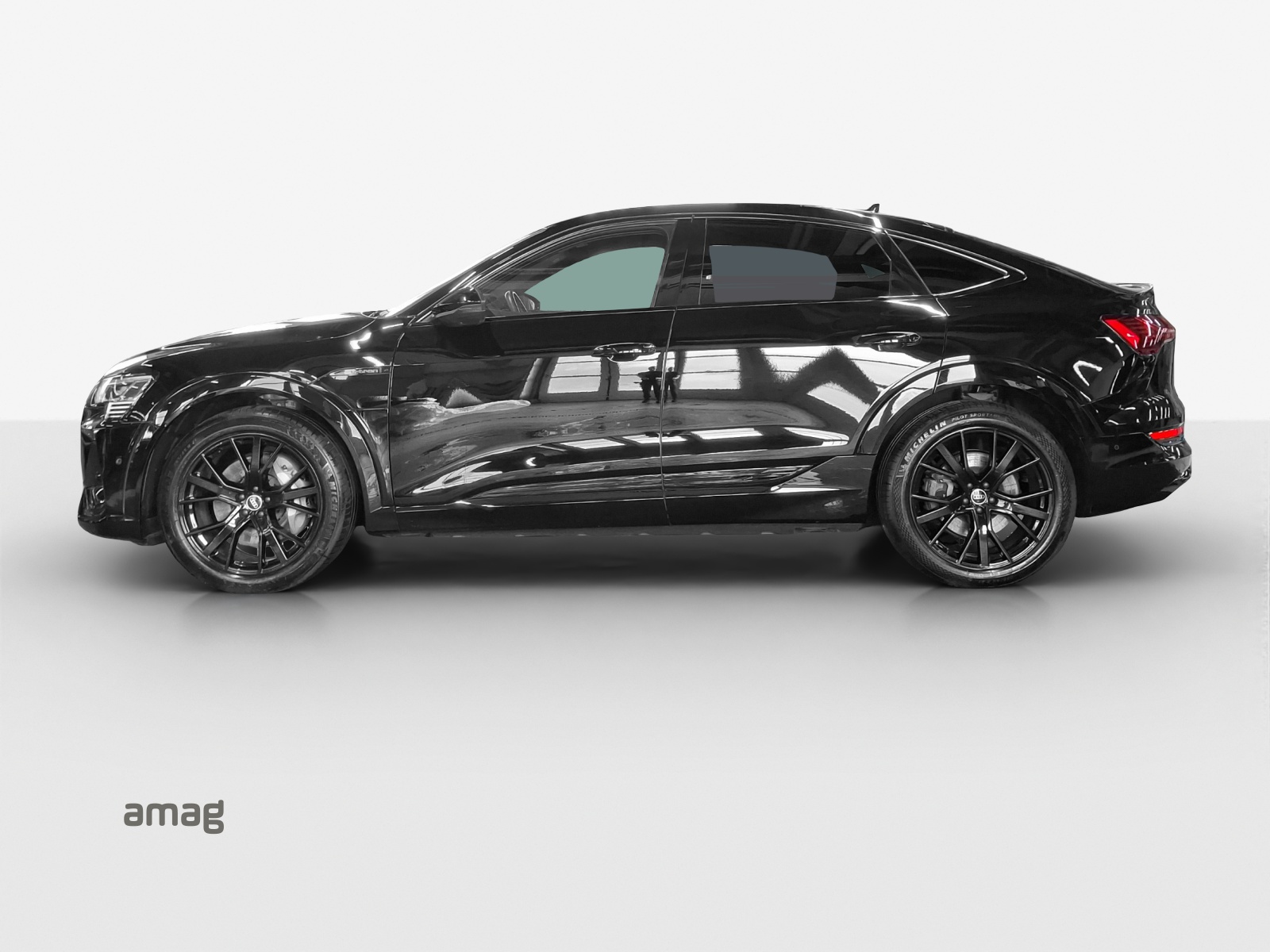 AUDI e-tron 55 Sportback S Line Black Edition quattro-image-1