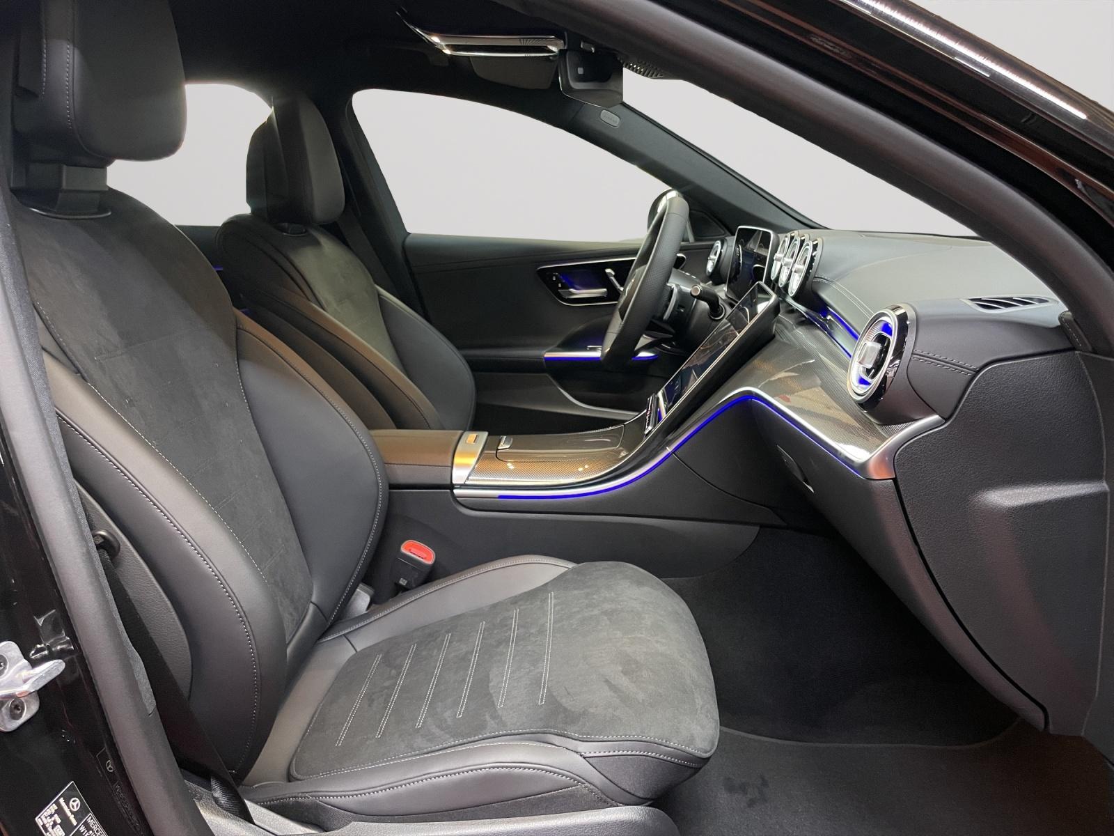 MERCEDES-BENZ C 220 d 4MATIC T-Modell Swiss Star AMG Line-image-6