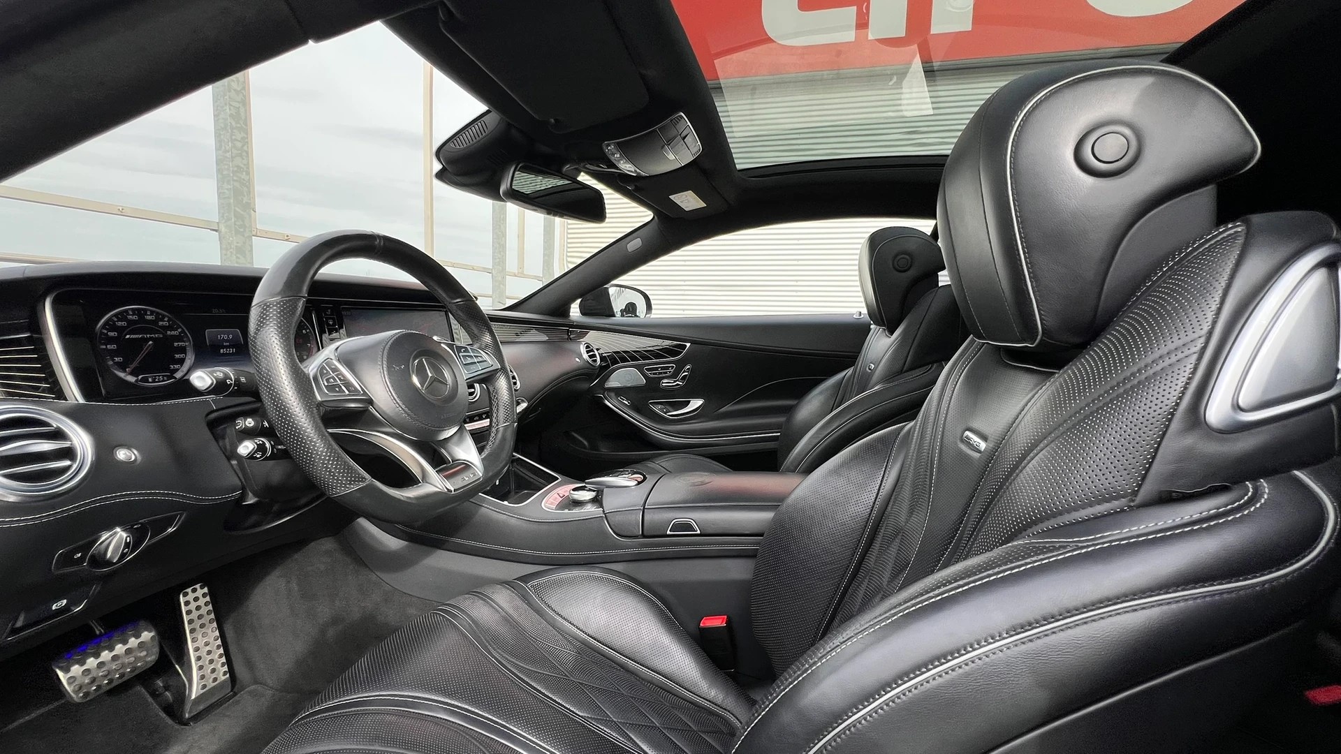 MERCEDES-BENZ S 63 AMG COUPÉ 4MATIC BLACK SPEEDSHIFT MCT l 585 PS-image-26