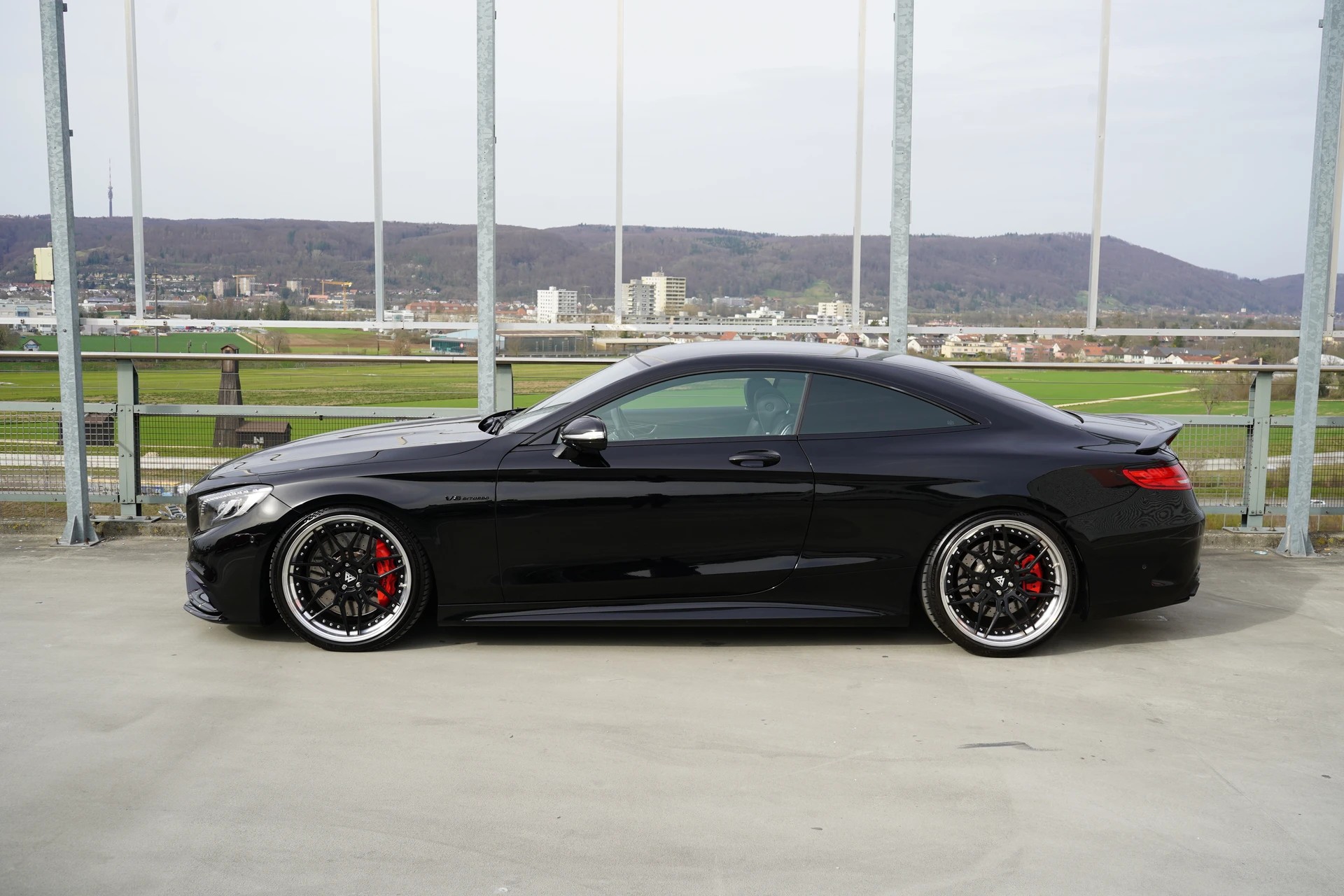 MERCEDES-BENZ S 63 AMG COUPÉ 4MATIC BLACK SPEEDSHIFT MCT l 585 PS-image-5
