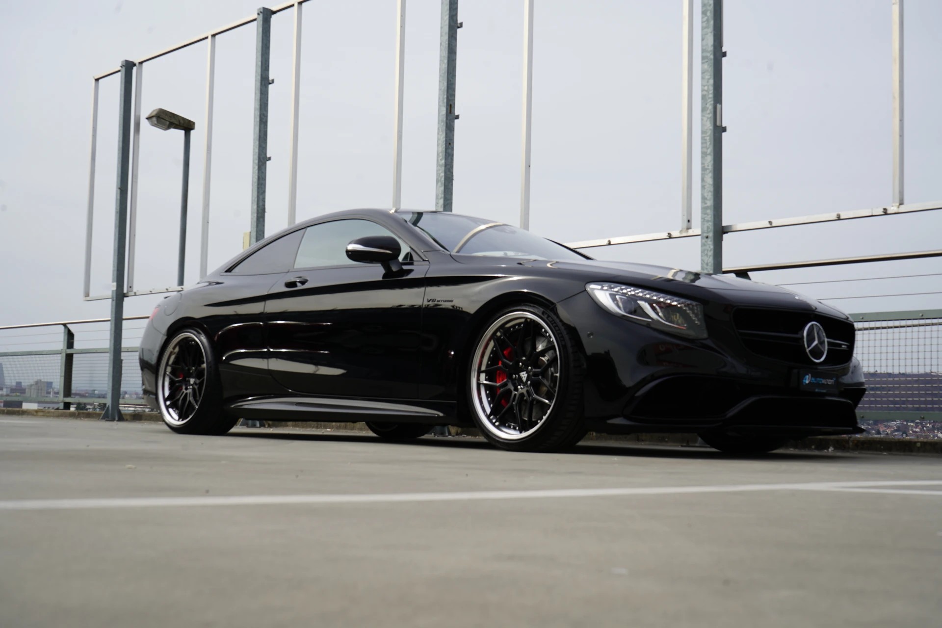 MERCEDES-BENZ S 63 AMG COUPÉ 4MATIC BLACK SPEEDSHIFT MCT l 585 PS-image-6