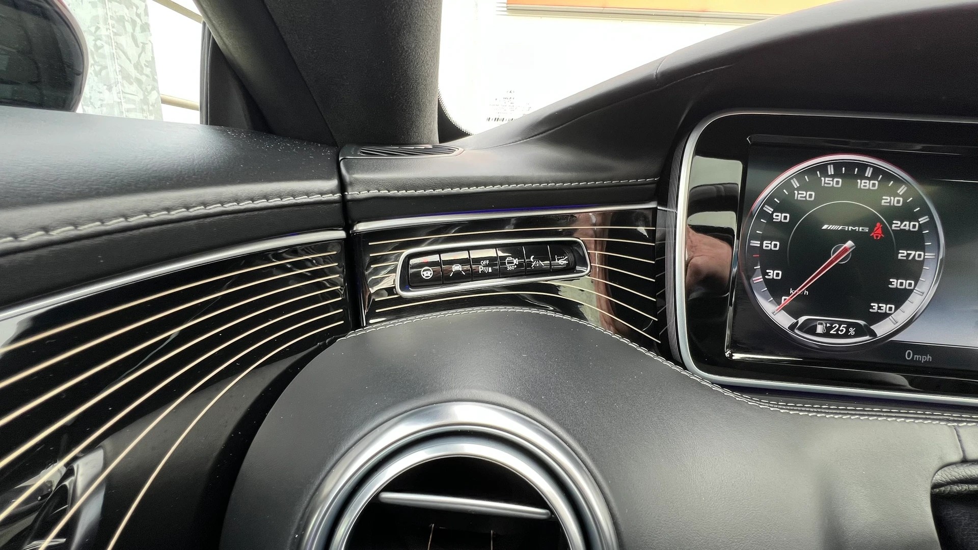 MERCEDES-BENZ S 63 AMG COUPÉ 4MATIC BLACK SPEEDSHIFT MCT l 585 PS-image-27
