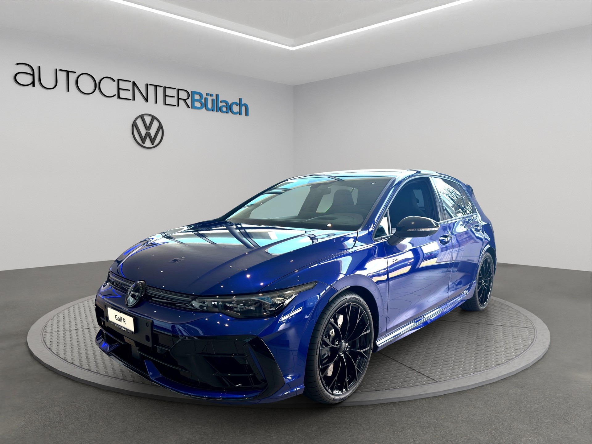 VW Golf 2.0 TSI R DSG 4 Motion-image-0