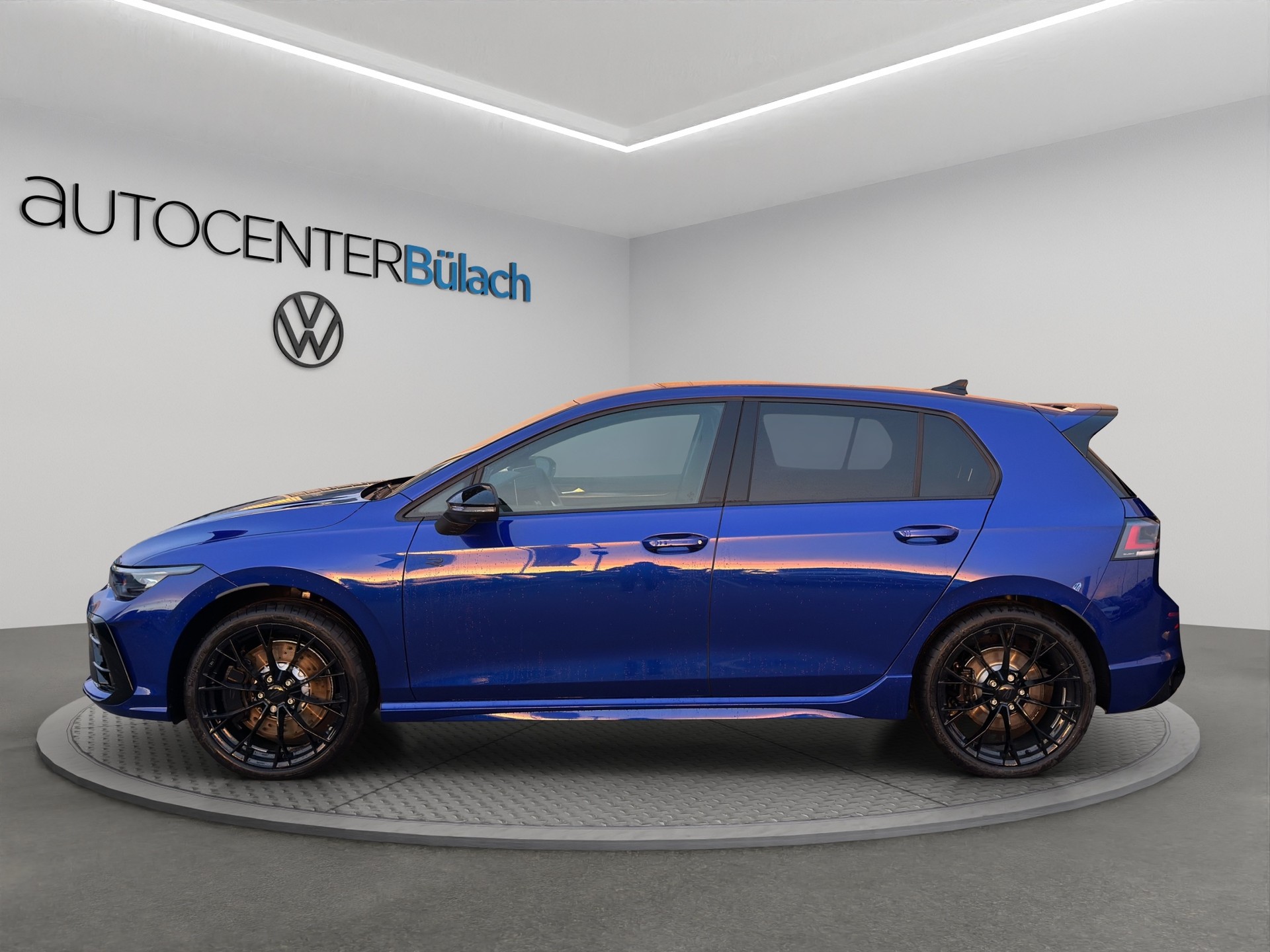 VW Golf 2.0 TSI R DSG 4 Motion-image-7