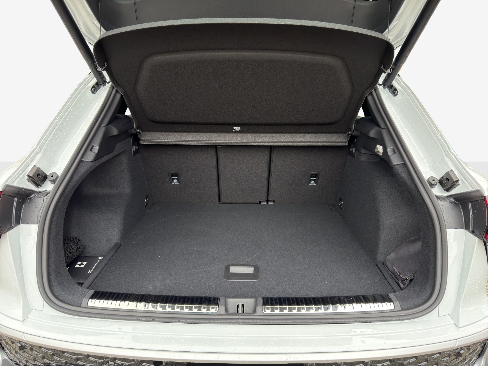 AUDI Q3 SUV 110 kW TFSI S tronic-image-12