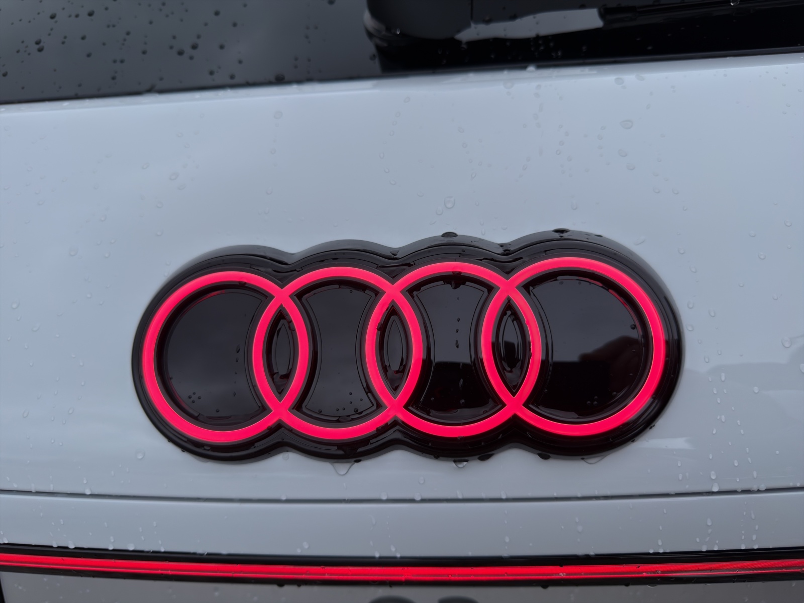 AUDI Q3 SUV 110 kW TFSI S tronic-image-13