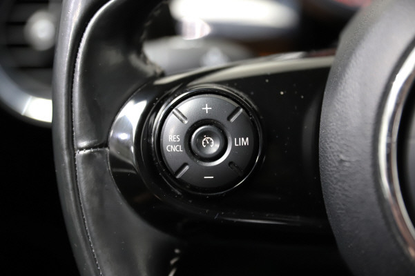 MINI Cooper SD-image-13