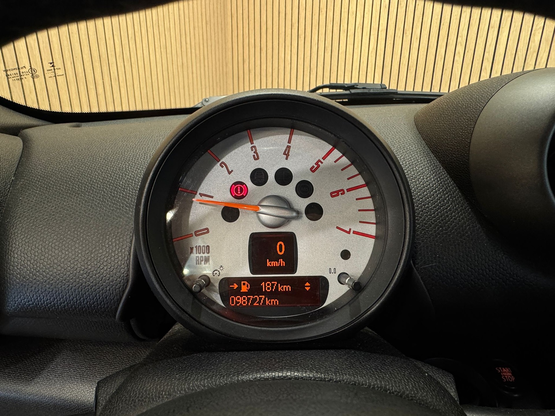 MINI Countryman Cooper D ALL4-image-7