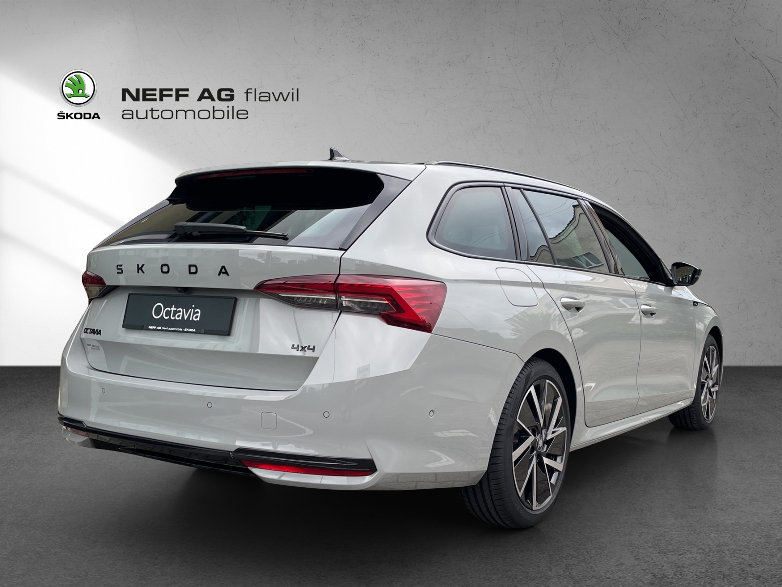 SKODA Octavia Combi 2.0 TSI DSG Sport Line 4x4-image-4