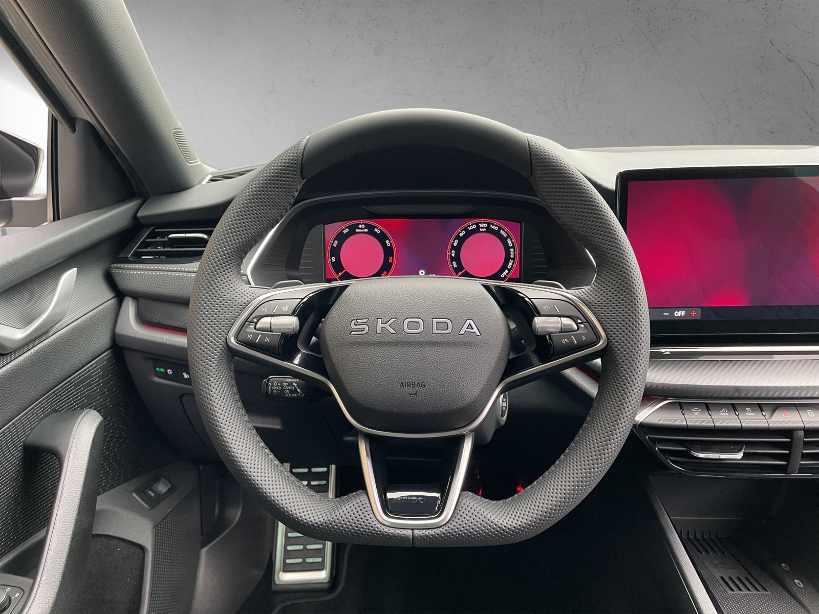 SKODA Octavia Combi 2.0 TSI DSG Sport Line 4x4-image-10