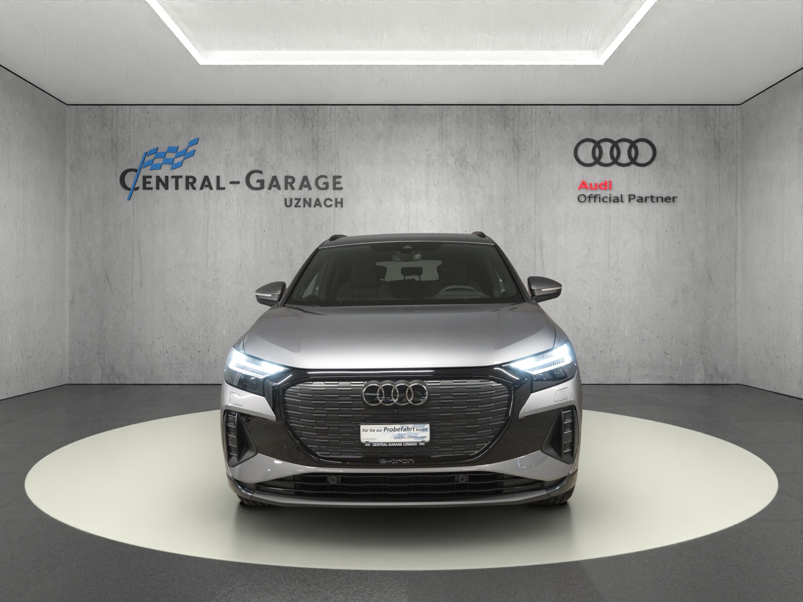 AUDI Q4 e-tron 45 Attraction quattro-image-1