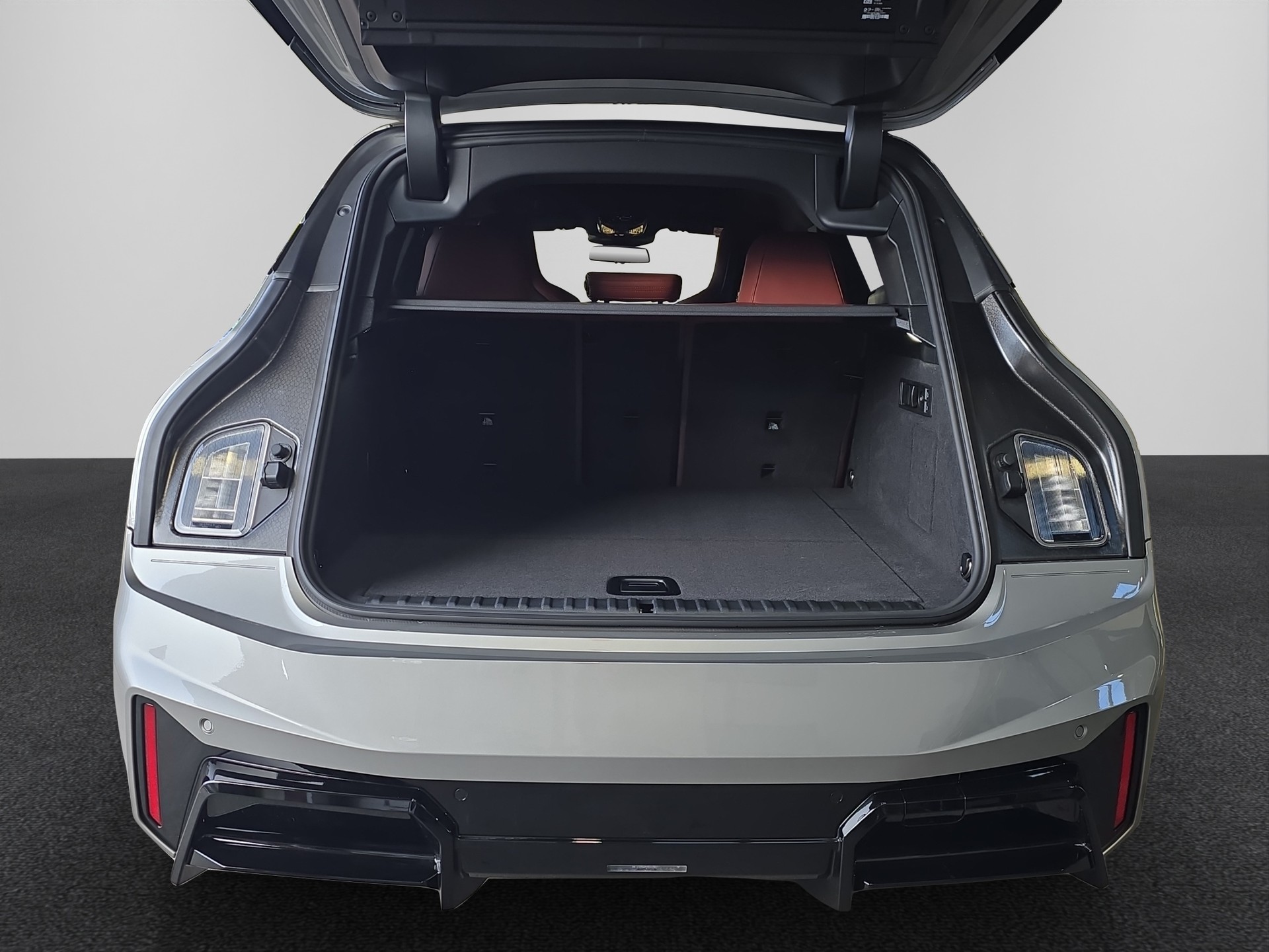 BMW iX M70 xDrive-image-19