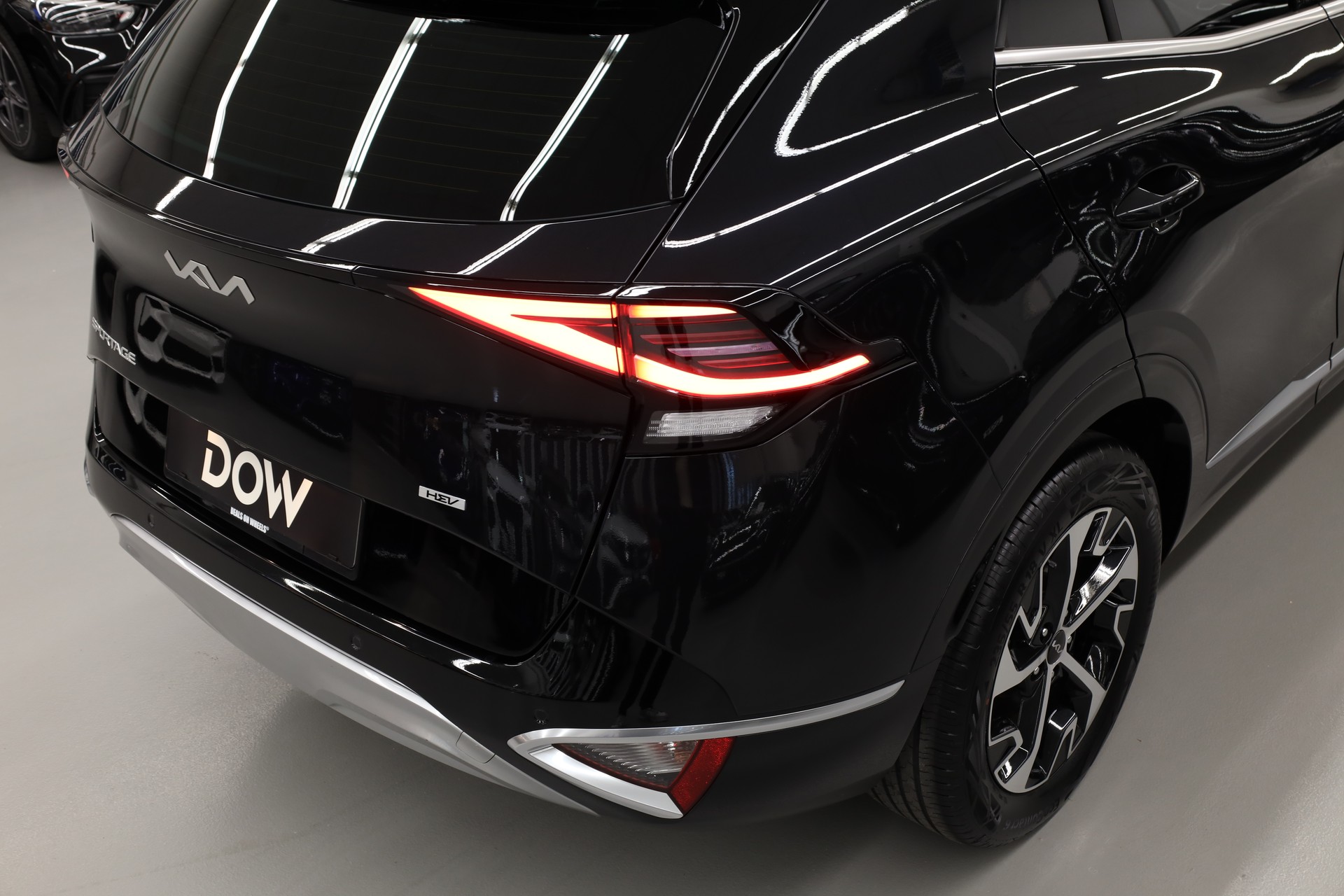 KIA Sportage 1.6 T-GDi Hybrid Power Edition-image-9