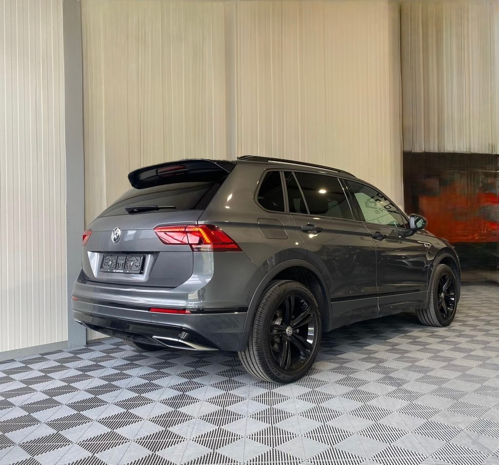 VW Tiguan 2.0TSI Highline 4Motion DSG-image-3