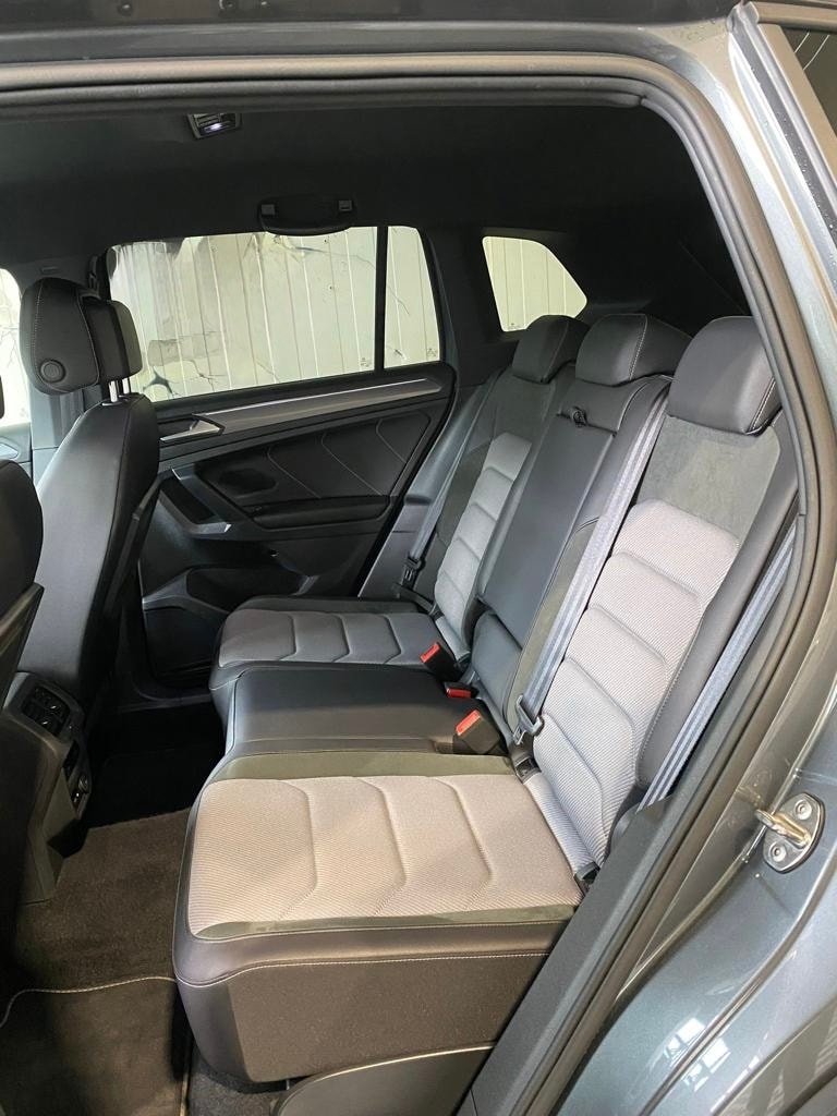 VW Tiguan 2.0TSI Highline 4Motion DSG-image-5