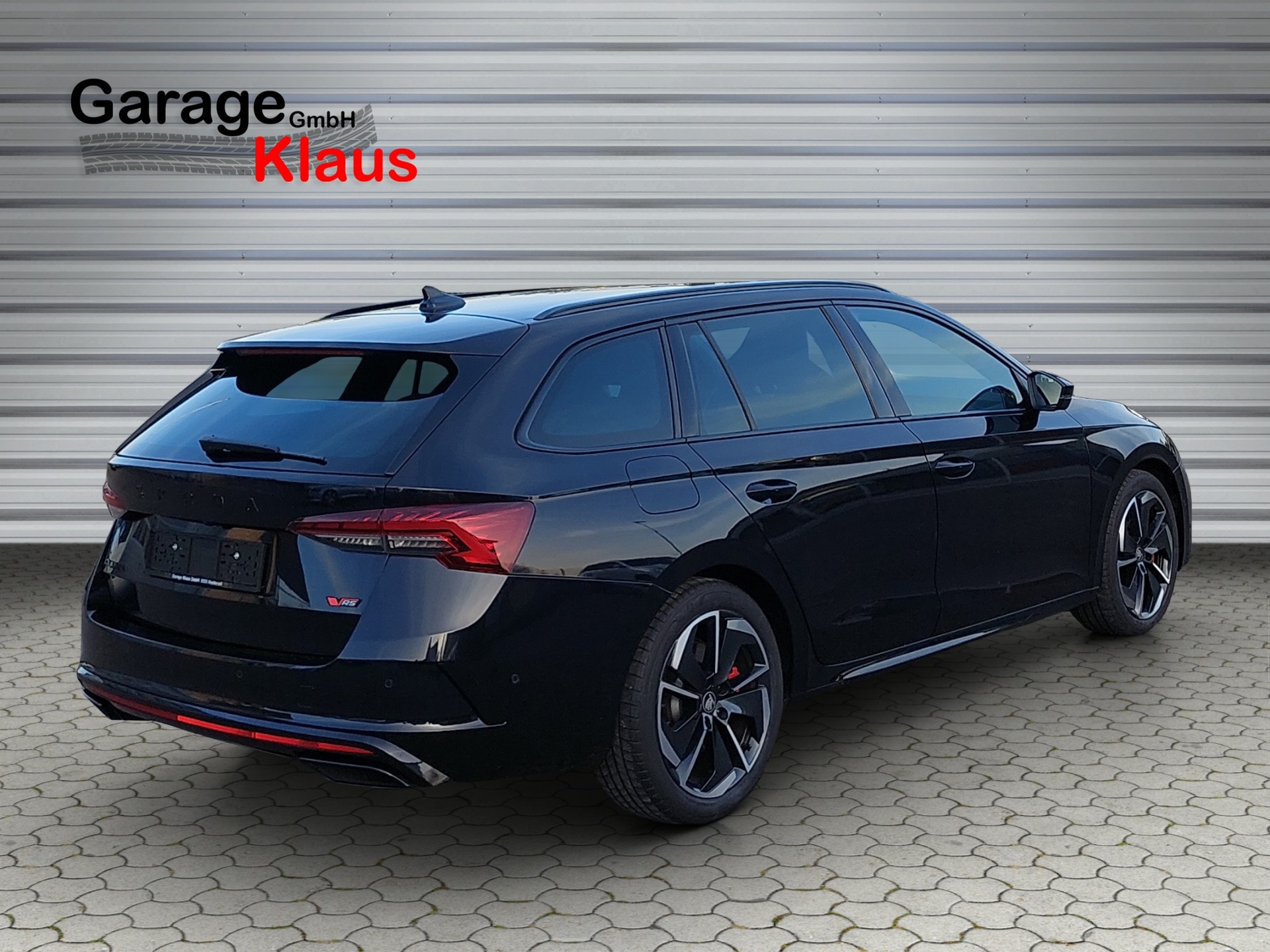 SKODA Octavia Combi 2.0 TSI DSG RS-image-5