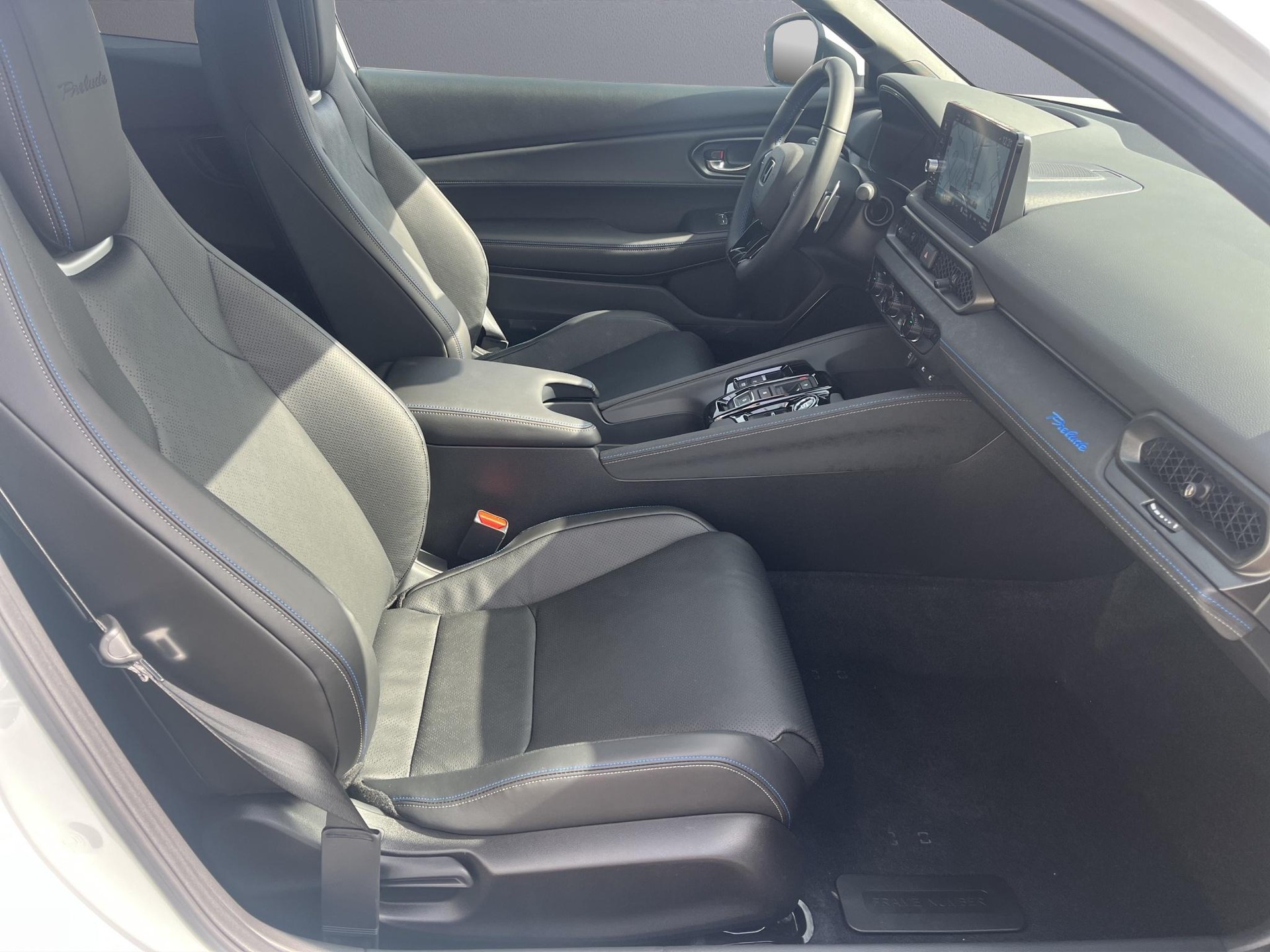 HONDA Prelude 2.0 i-MMD Advance-image-14