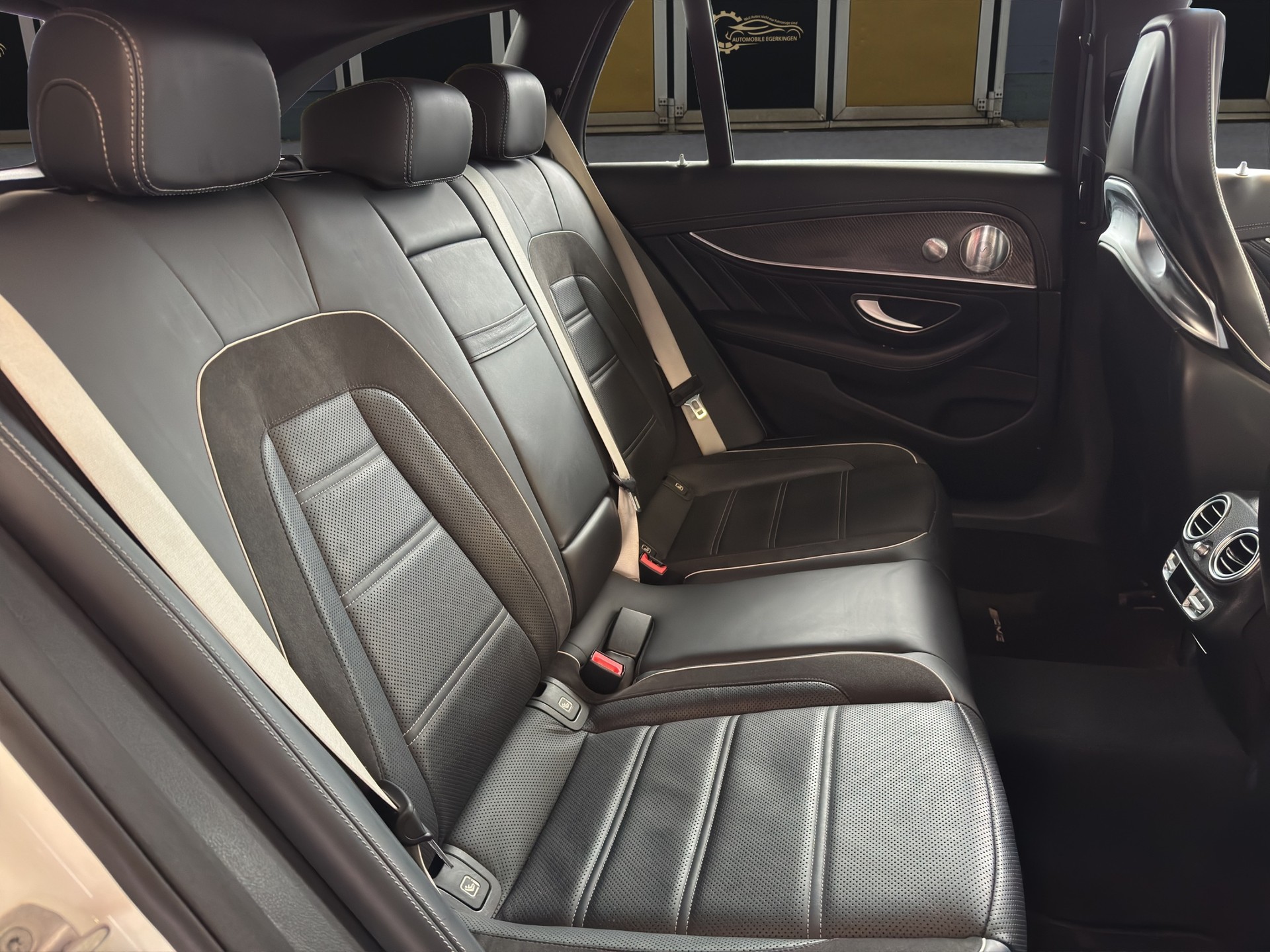 MERCEDES-BENZ E 63 AMG S 4 Matic 9G-Tronic-image-13