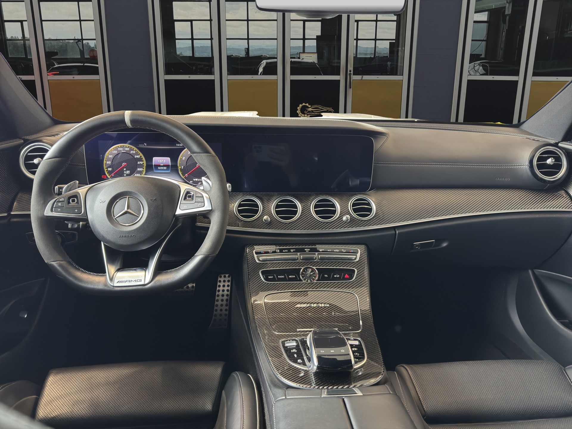 MERCEDES-BENZ E 63 AMG S 4 Matic 9G-Tronic-image-10