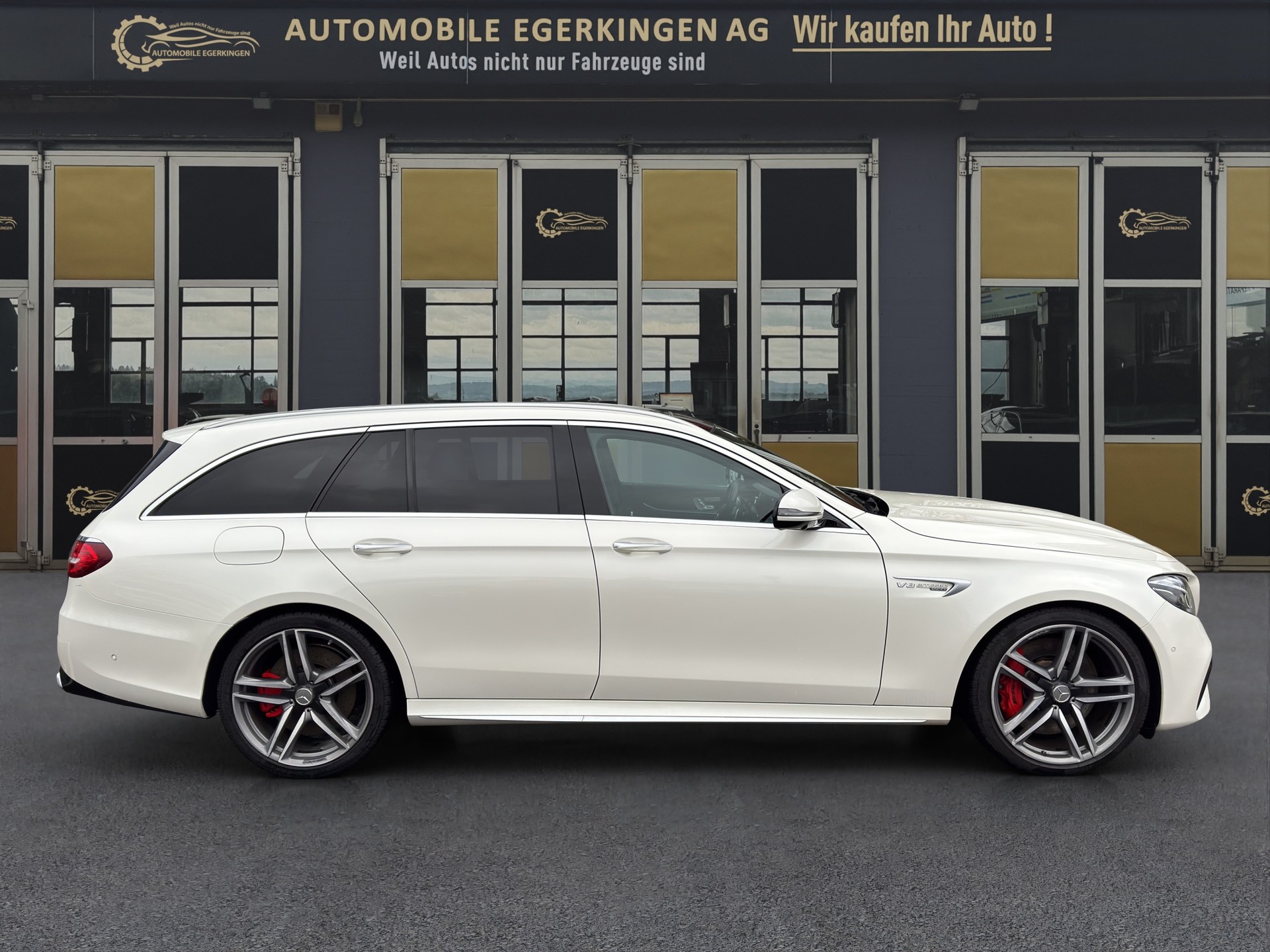 MERCEDES-BENZ E 63 AMG S 4 Matic 9G-Tronic-image-3