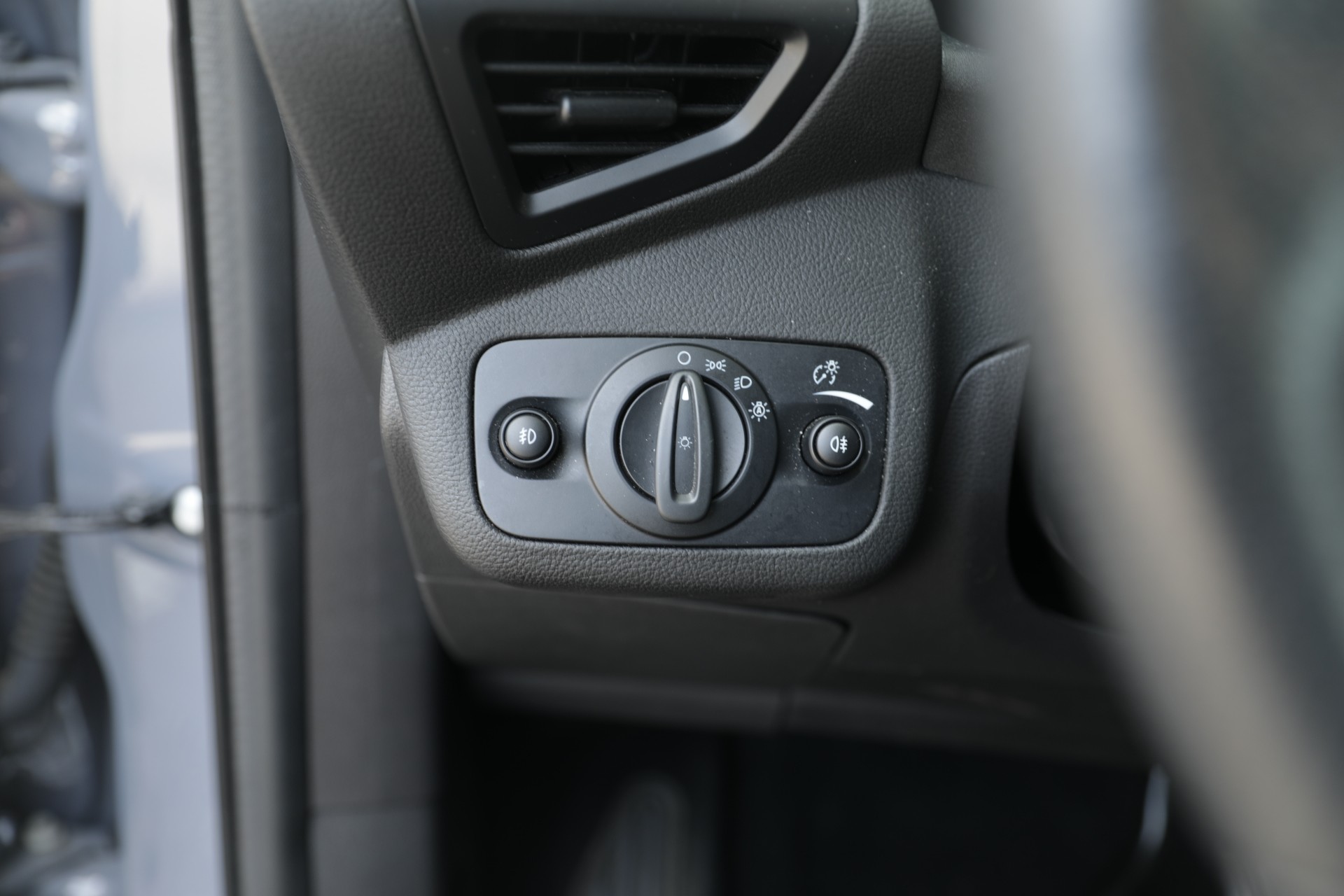 FORD Kuga 2.0 TDCi ST Line High 4WD PowerShift-image-10