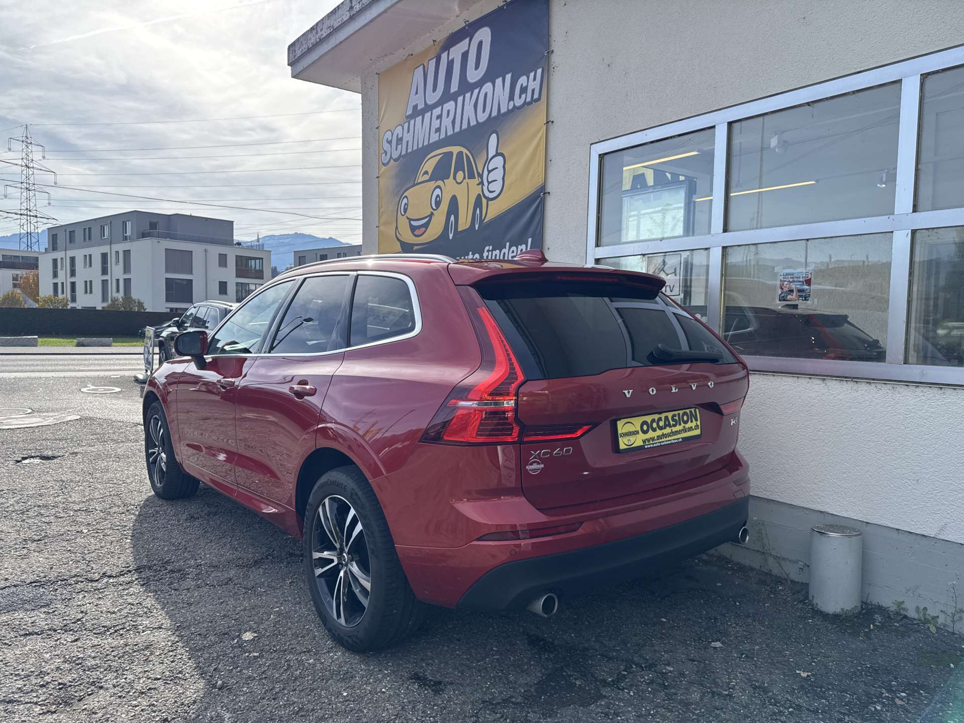 VOLVO XC60 T6 AWD Momentum Geartronic-Automat-image-2
