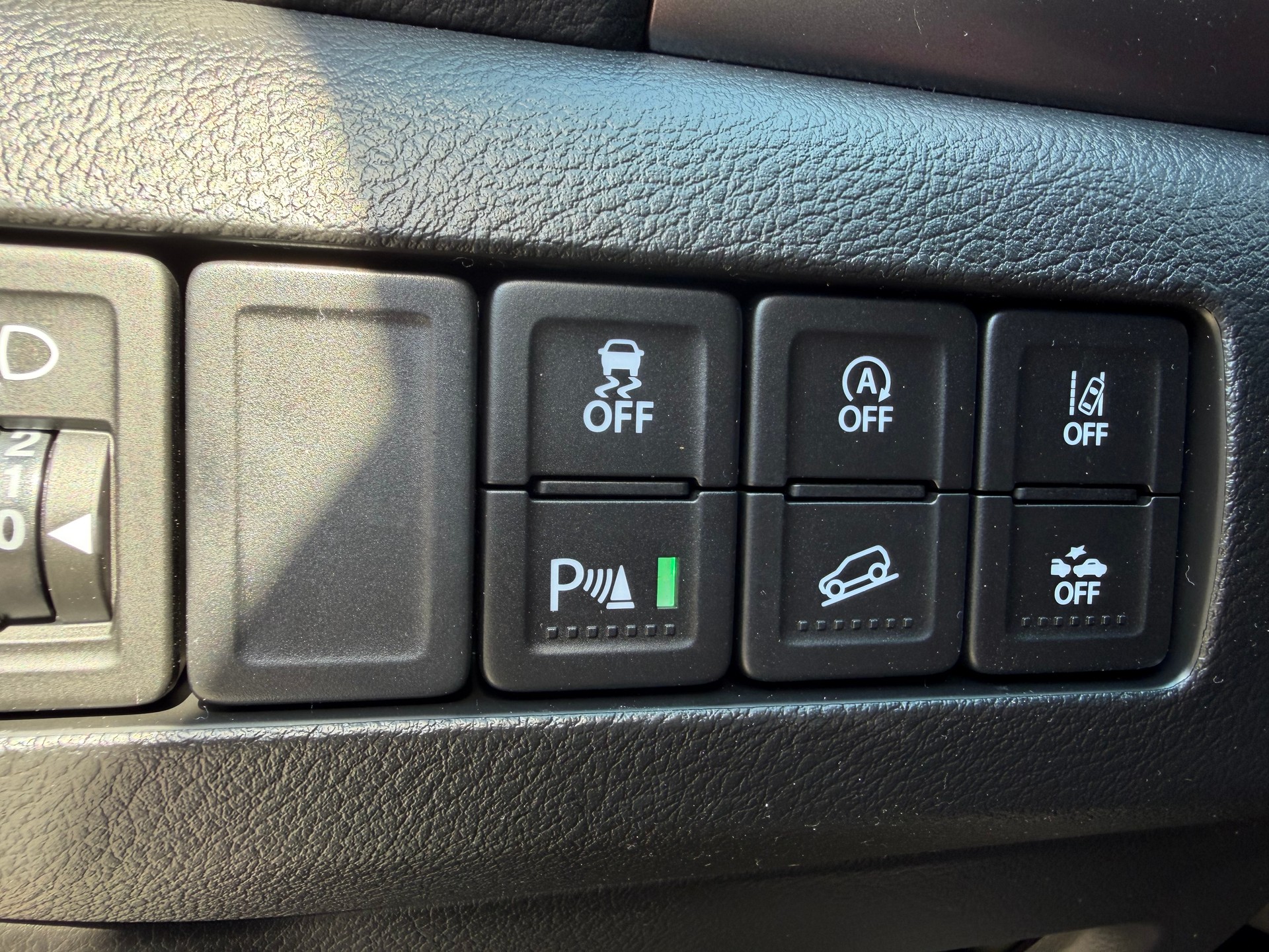 SUZUKI Vitara 1.4 Boosterjet Compact + 4x4 Hybrid Automatic-image-14