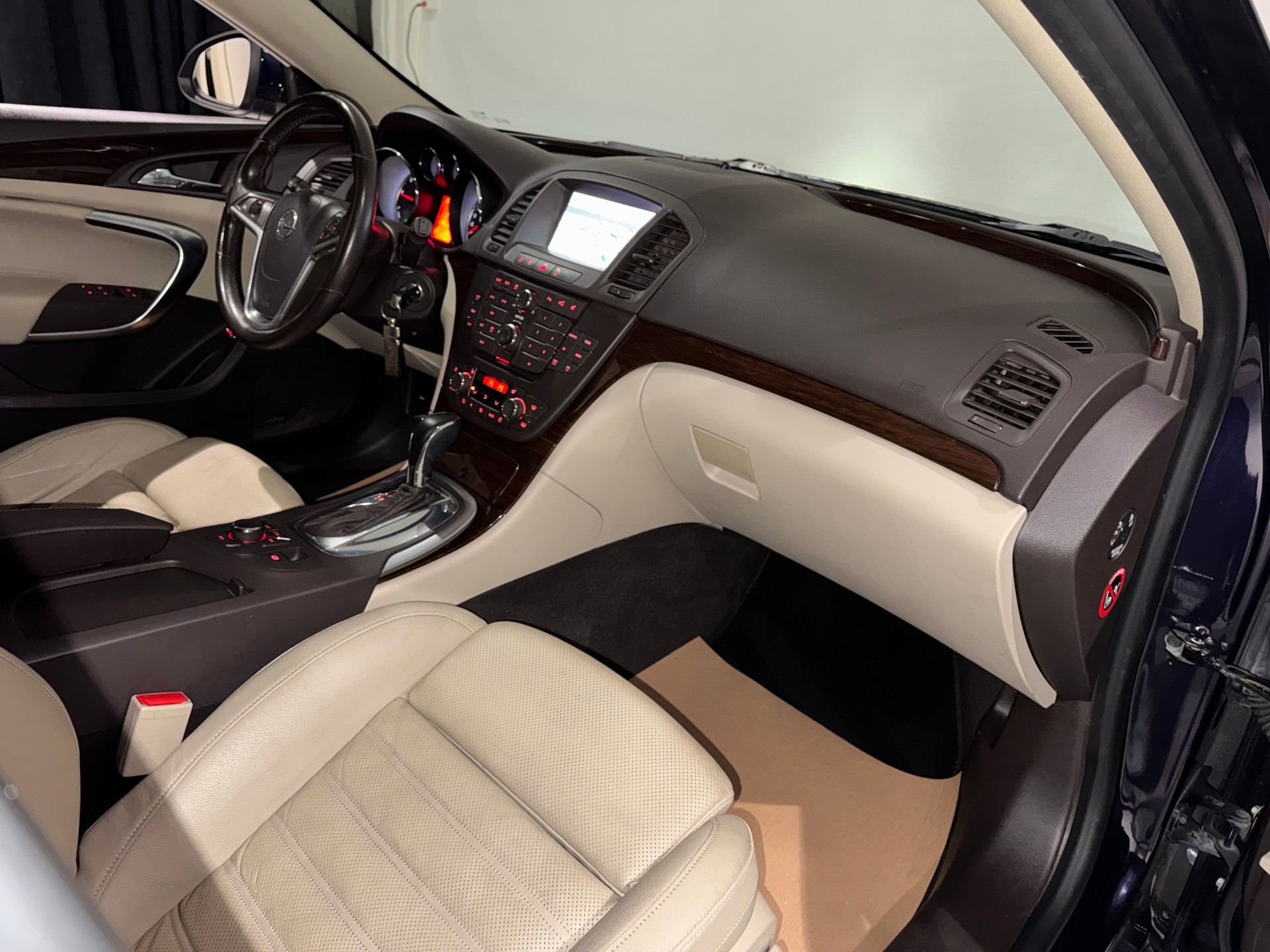 OPEL Insignia ST 2.0 CDTI Sport Edition 4WD Aut.-image-10