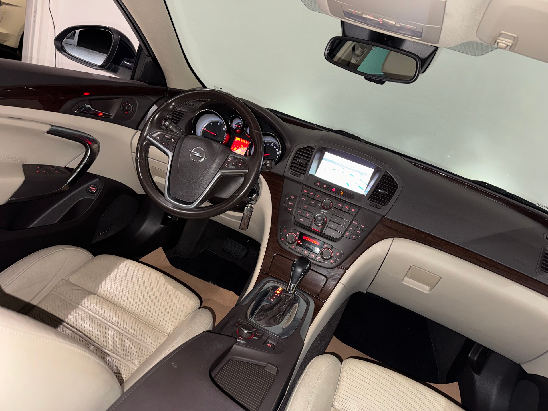 OPEL Insignia ST 2.0 CDTI Sport Edition 4WD Aut.-image-12