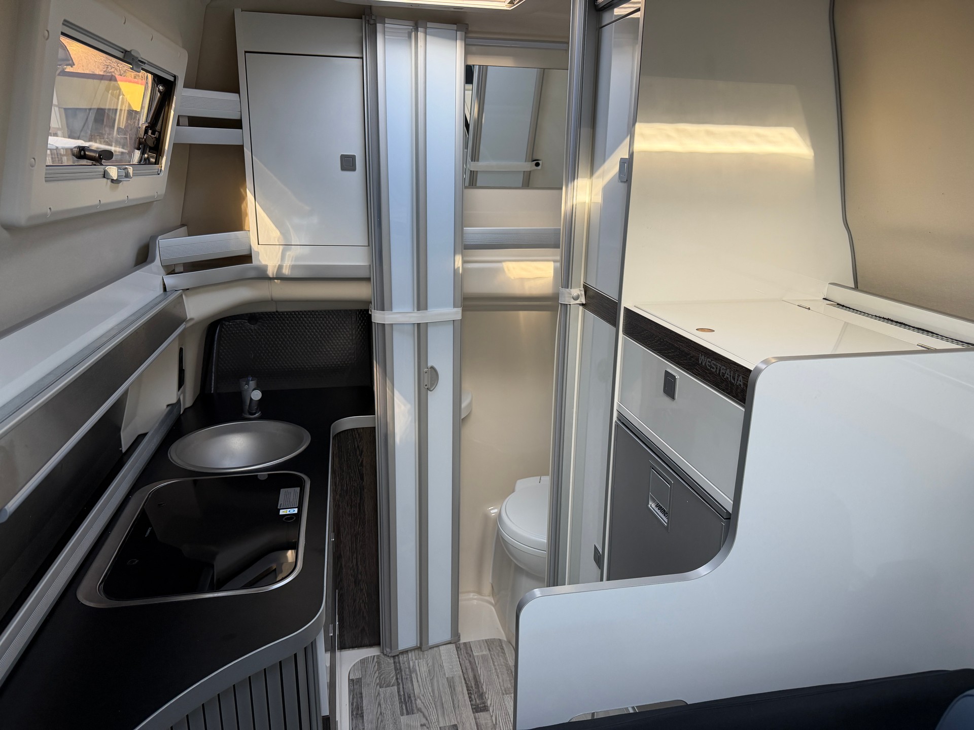 VW T6.1 Westfalia Club Joker HD 2.0 BiTDI 4M-image-11