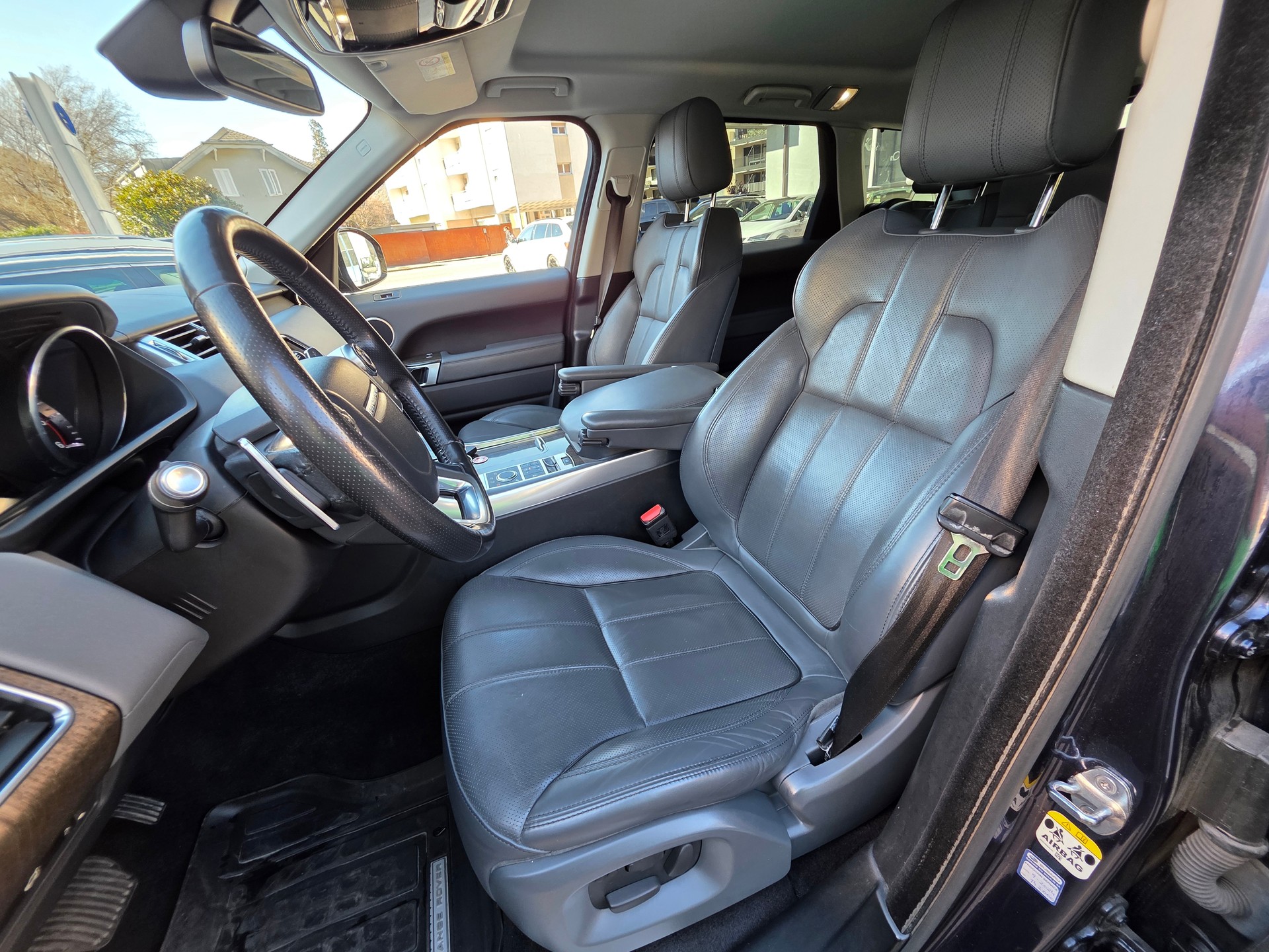 LAND ROVER Range Rover Sport 3.0 SDV6 SE Automatic-image-12