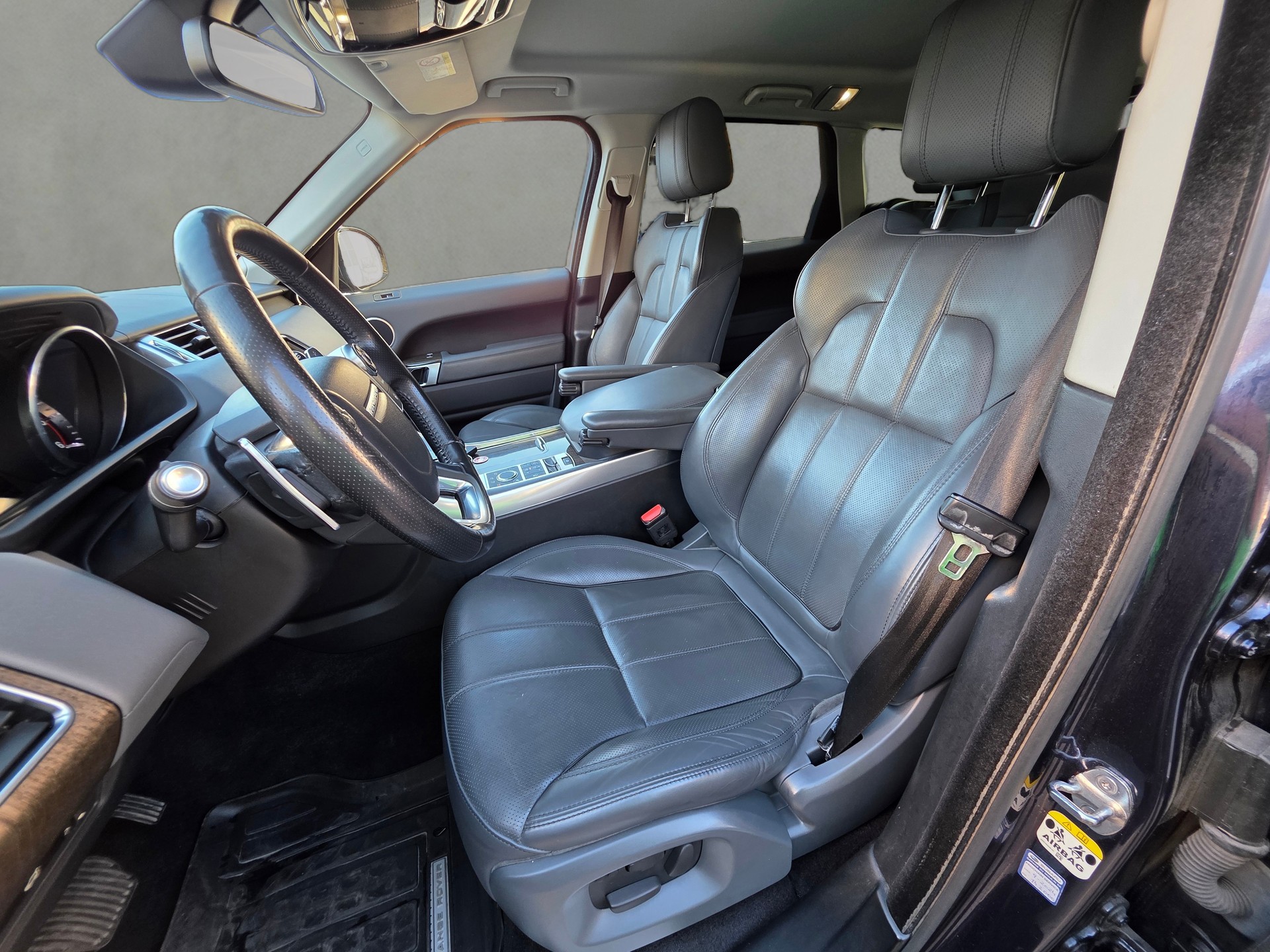 LAND ROVER Range Rover Sport 3.0 SDV6 SE Automatic-image-12
