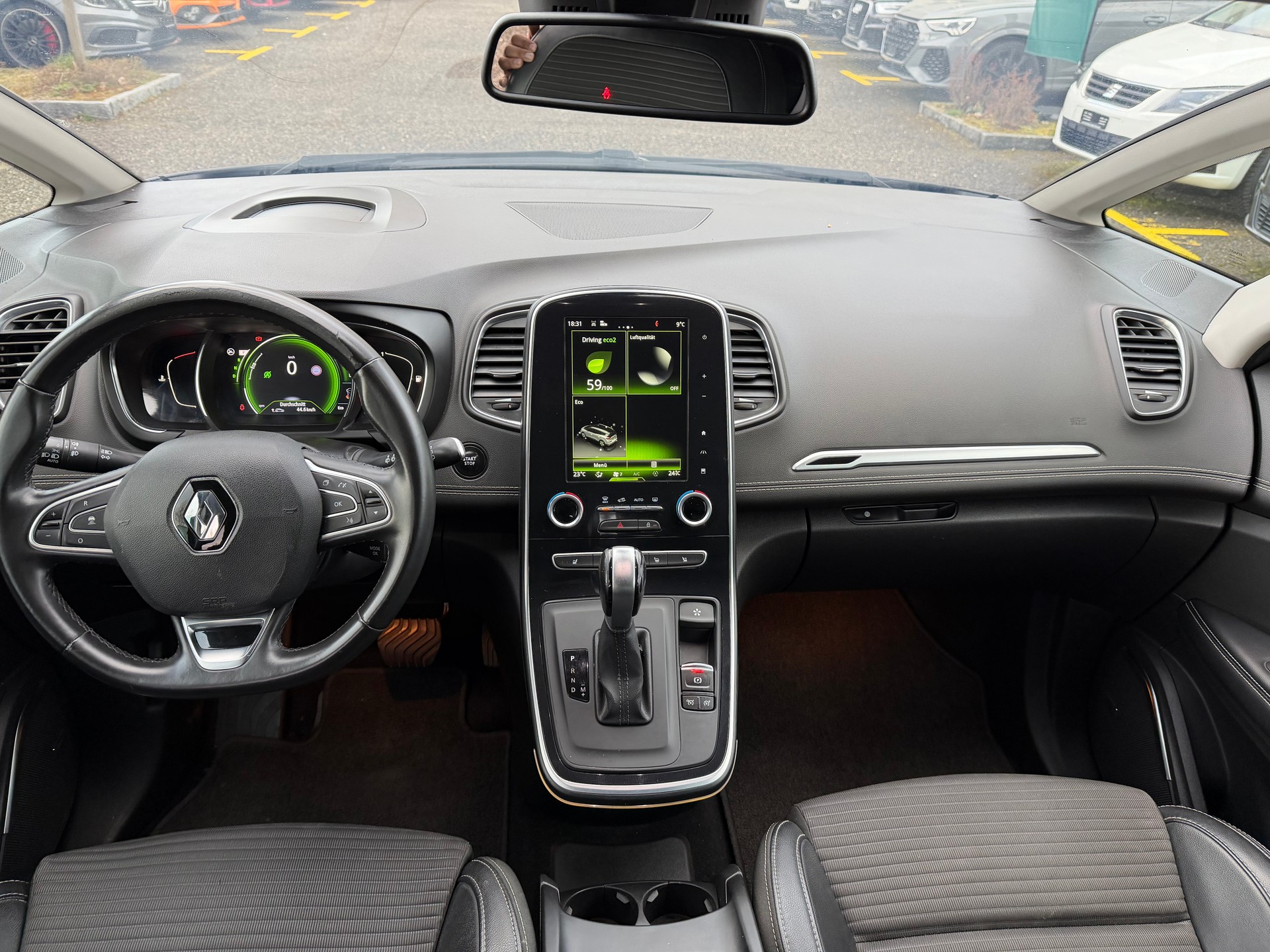 RENAULT Grand Scénic 1.6 dCi Bose EDC-image-11