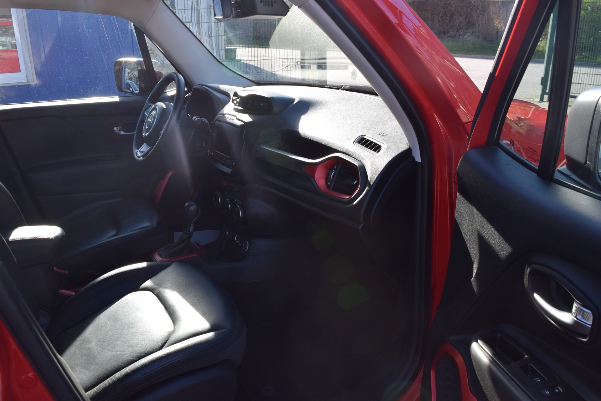 JEEP Renegade 2.0 CRD Trailhawk AWD + Low Range 9ATX-image-9