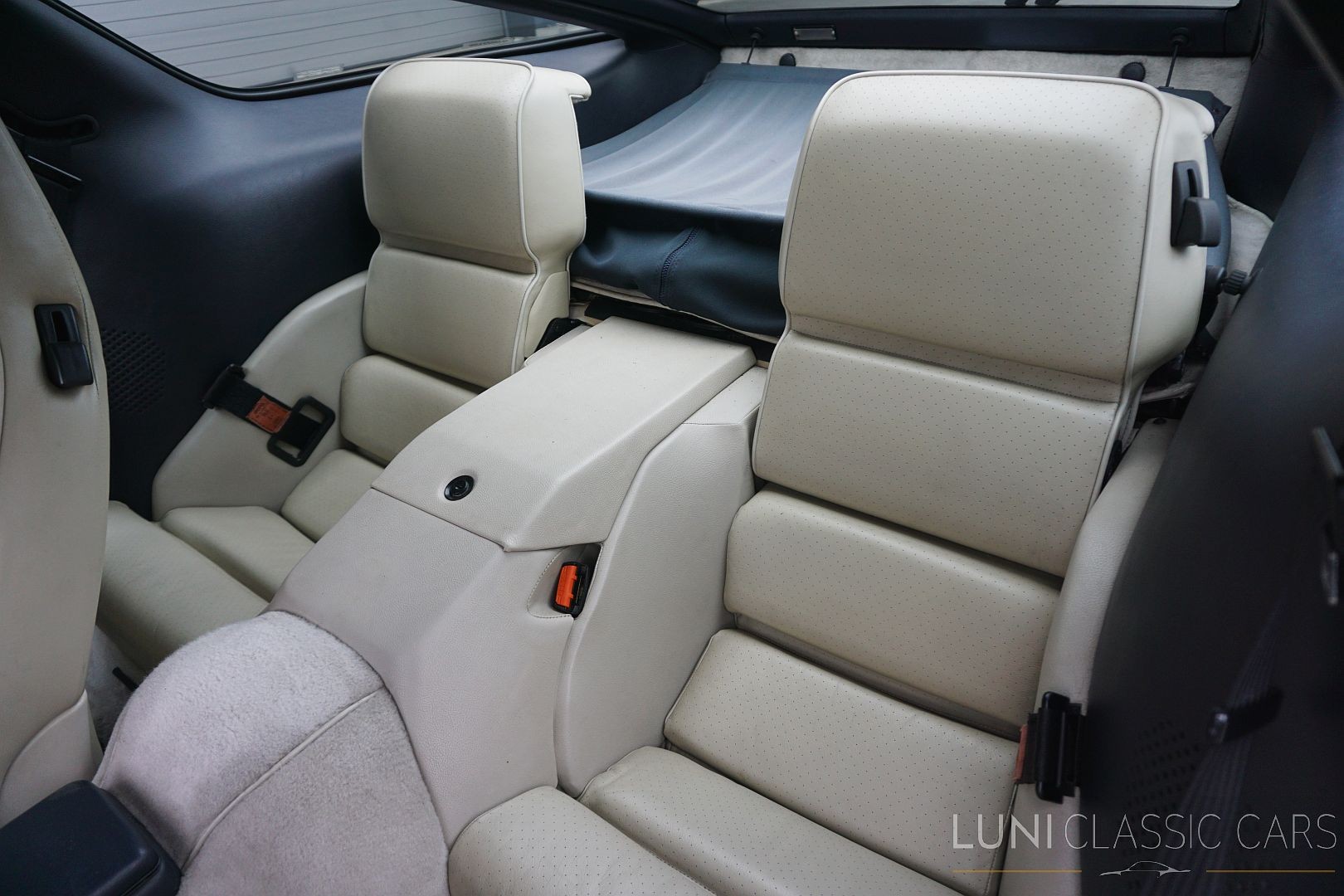 PORSCHE 928 S4-image-22