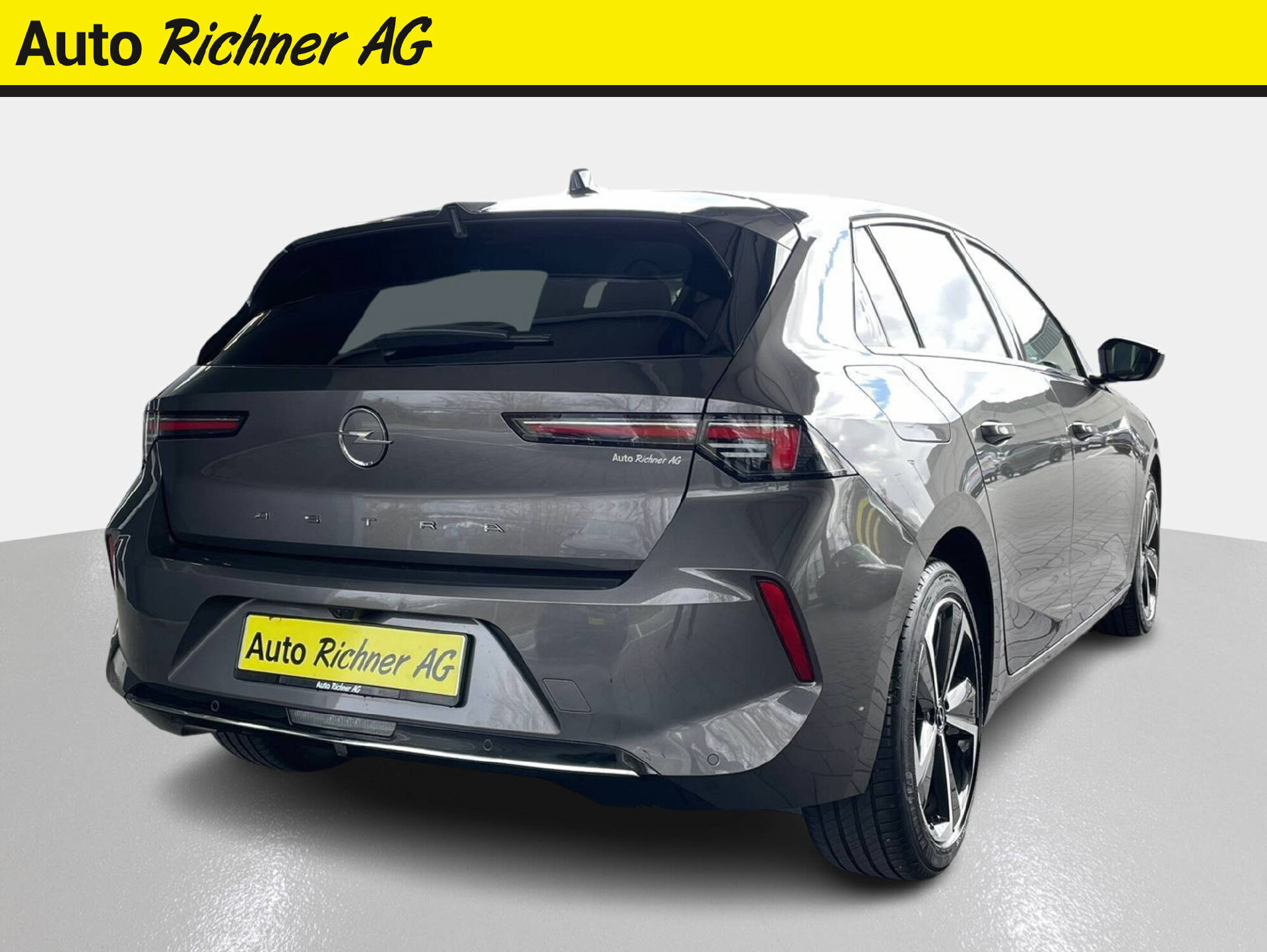 OPEL Astra 1.2 T 130 Swiss Plus-image-3