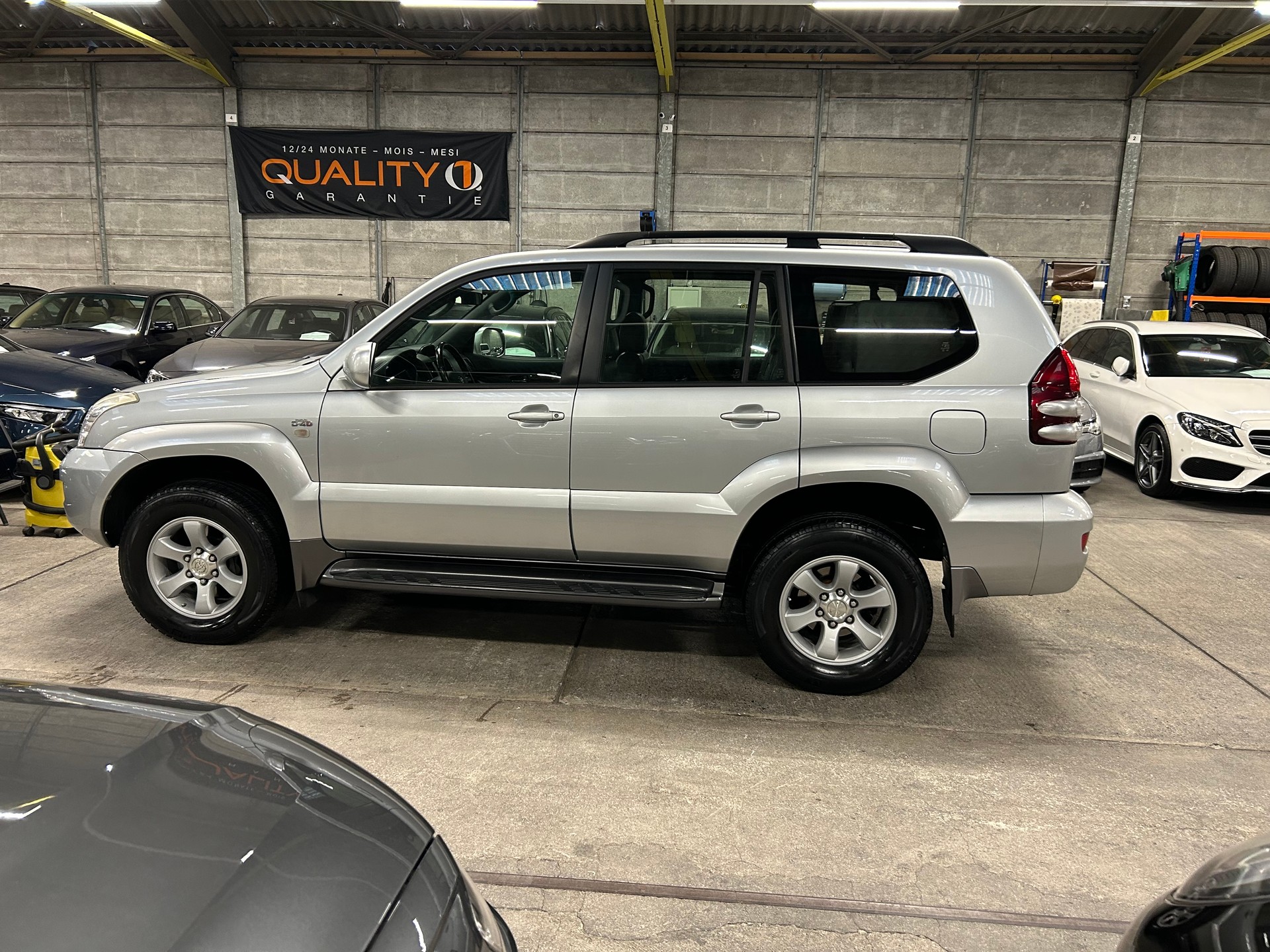 TOYOTA Land Cruiser 3.0 TD Linea Sol-image-6